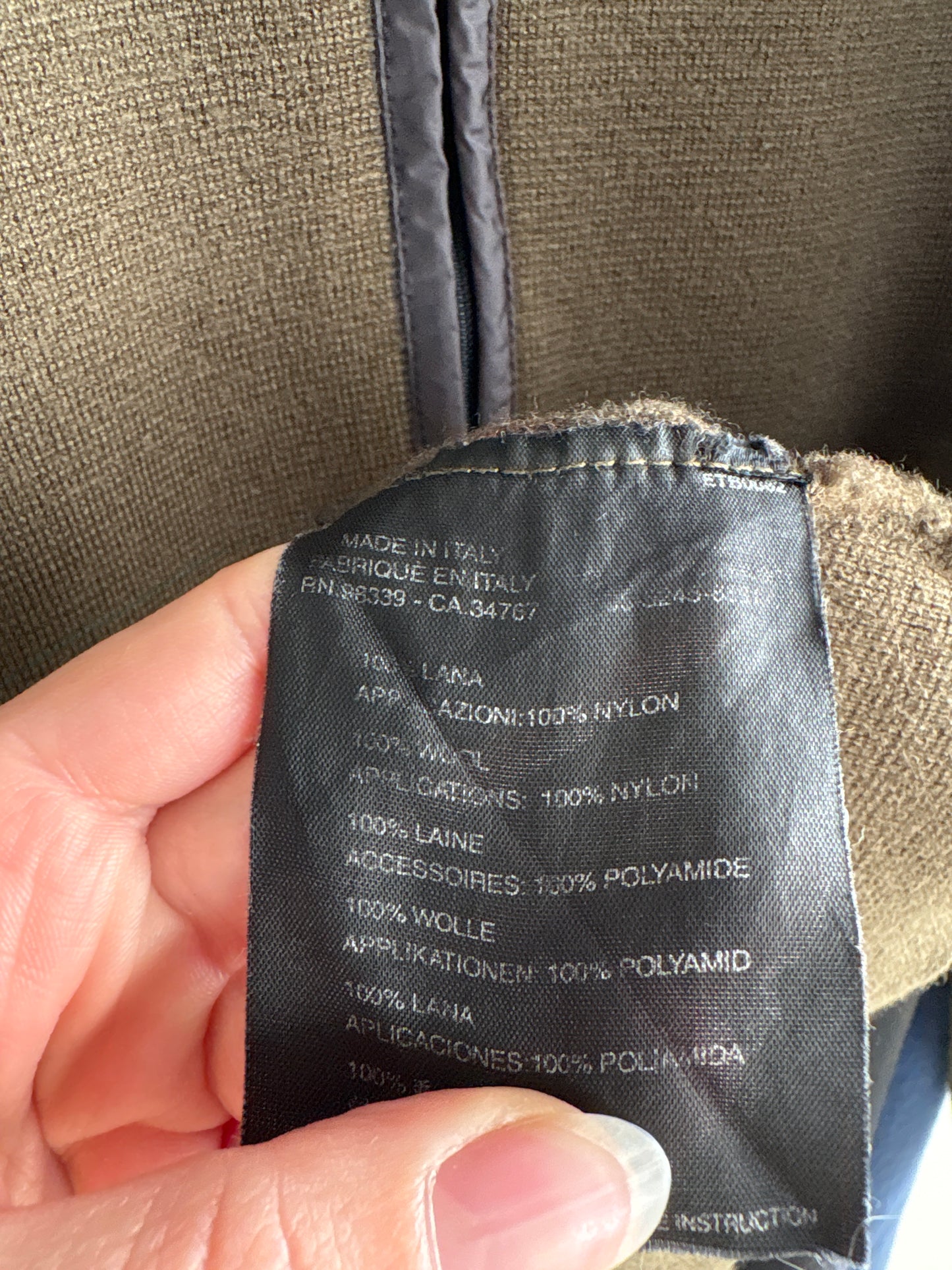 Maleta Prada cu influențe sport din lana merino extrafina