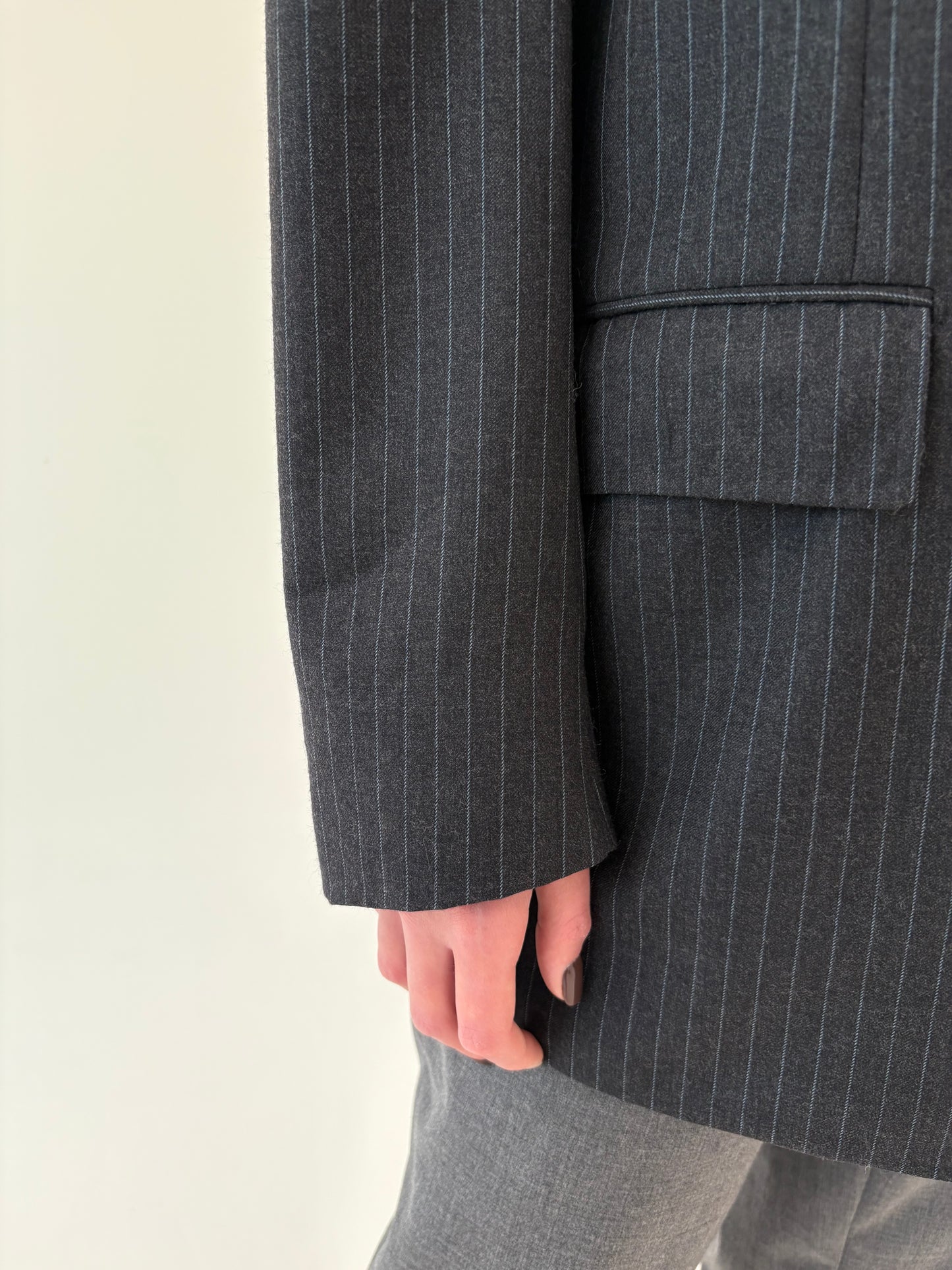 Sacou luxury Corneliani din lana excepțională cu dungi fine verticale ivoire