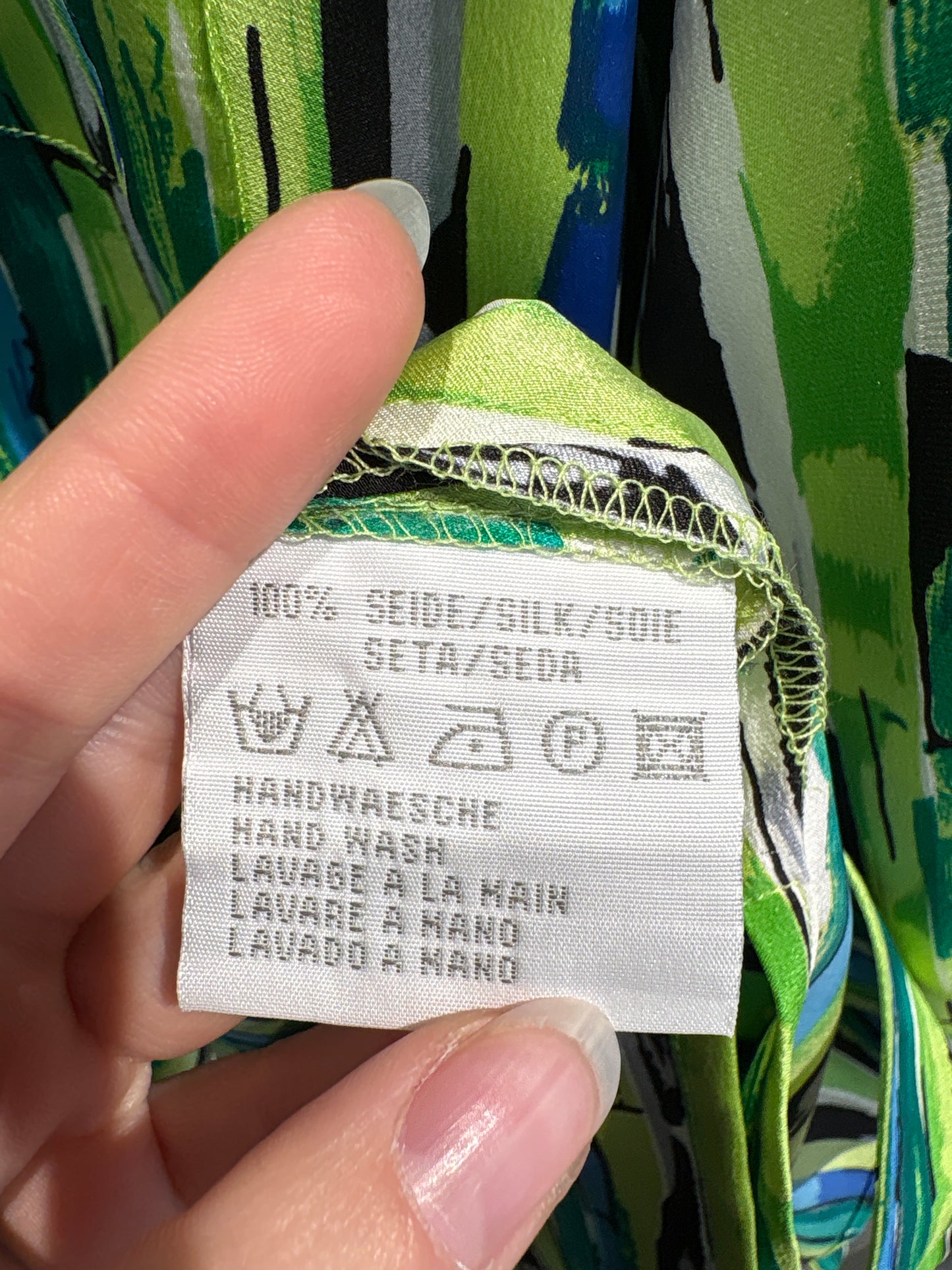 Cămașa din mătase naturală în culori tari