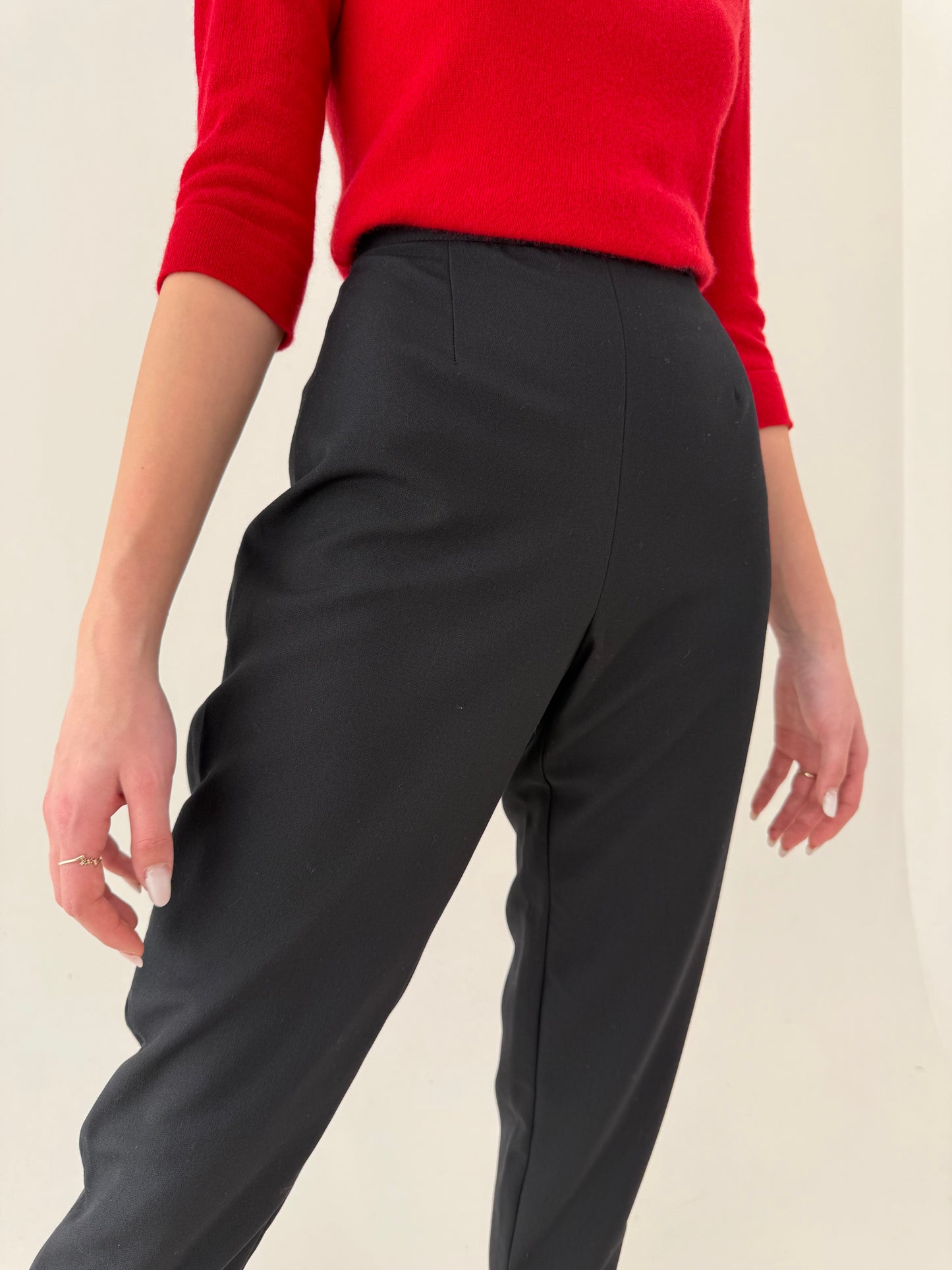 Pantaloni negri țigaretă cu talie ultra înaltă de la zi la seară