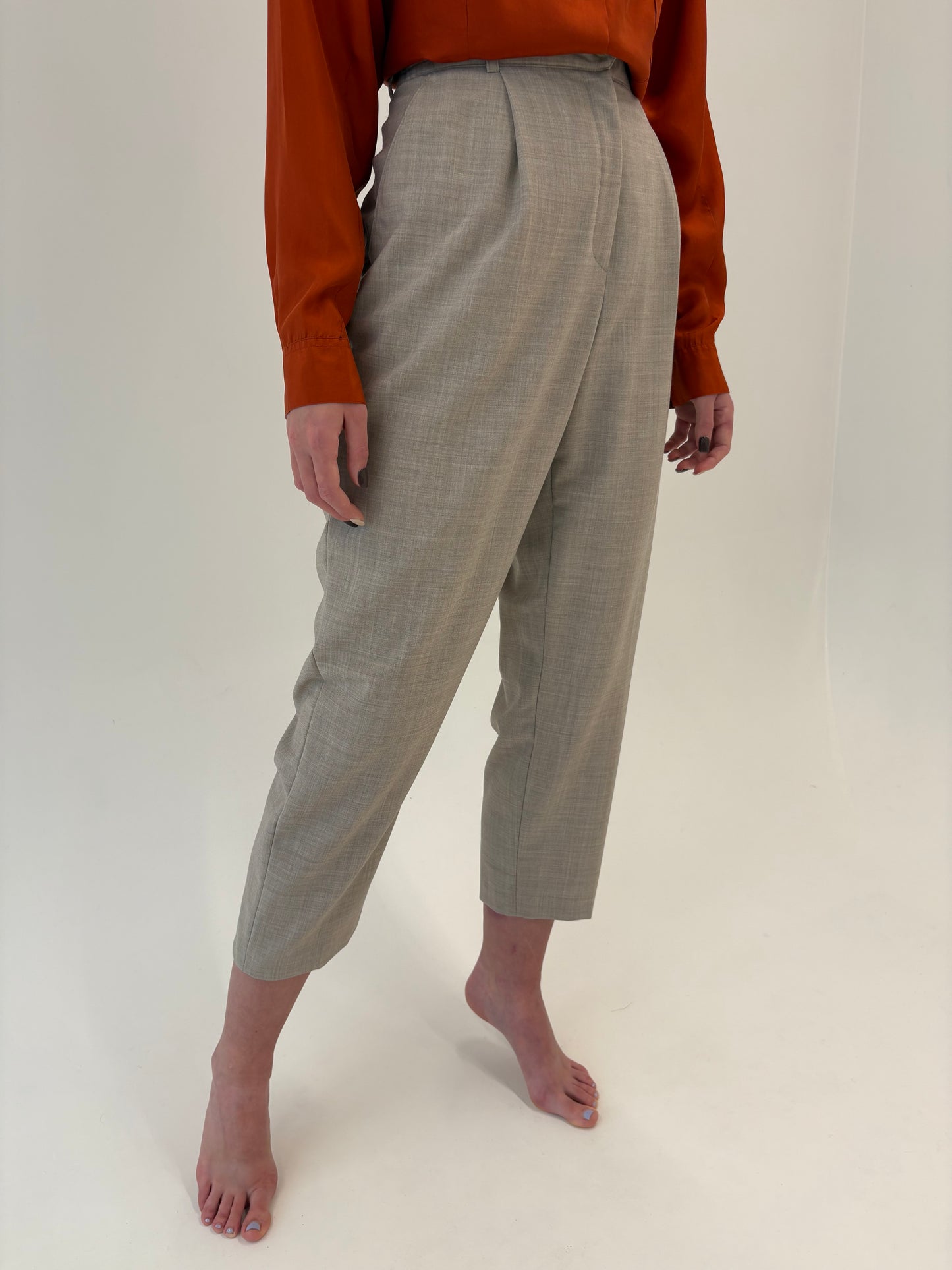 Pantaloni light nude cu talie ultra înaltă elastică din lana extrafina