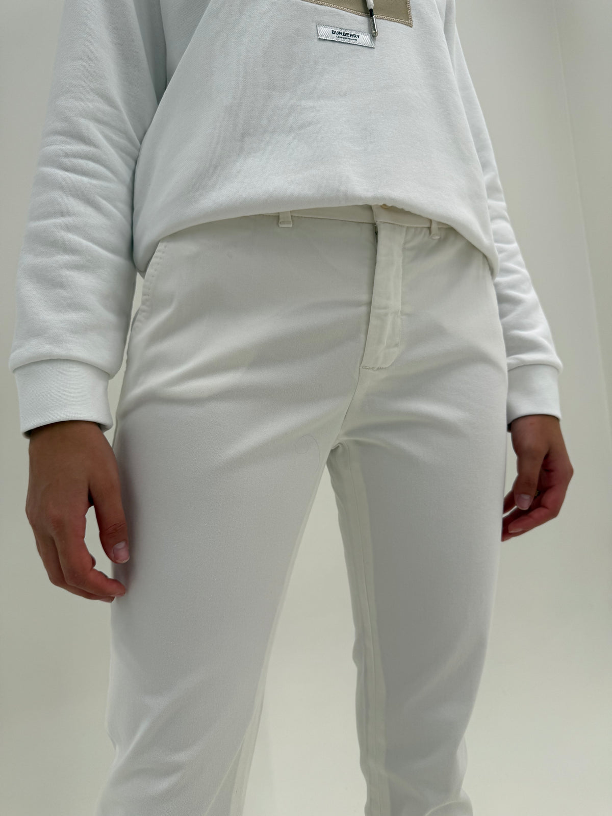 Pantaloni chinos Max Mara din bumbac gros modelator in croi clasic