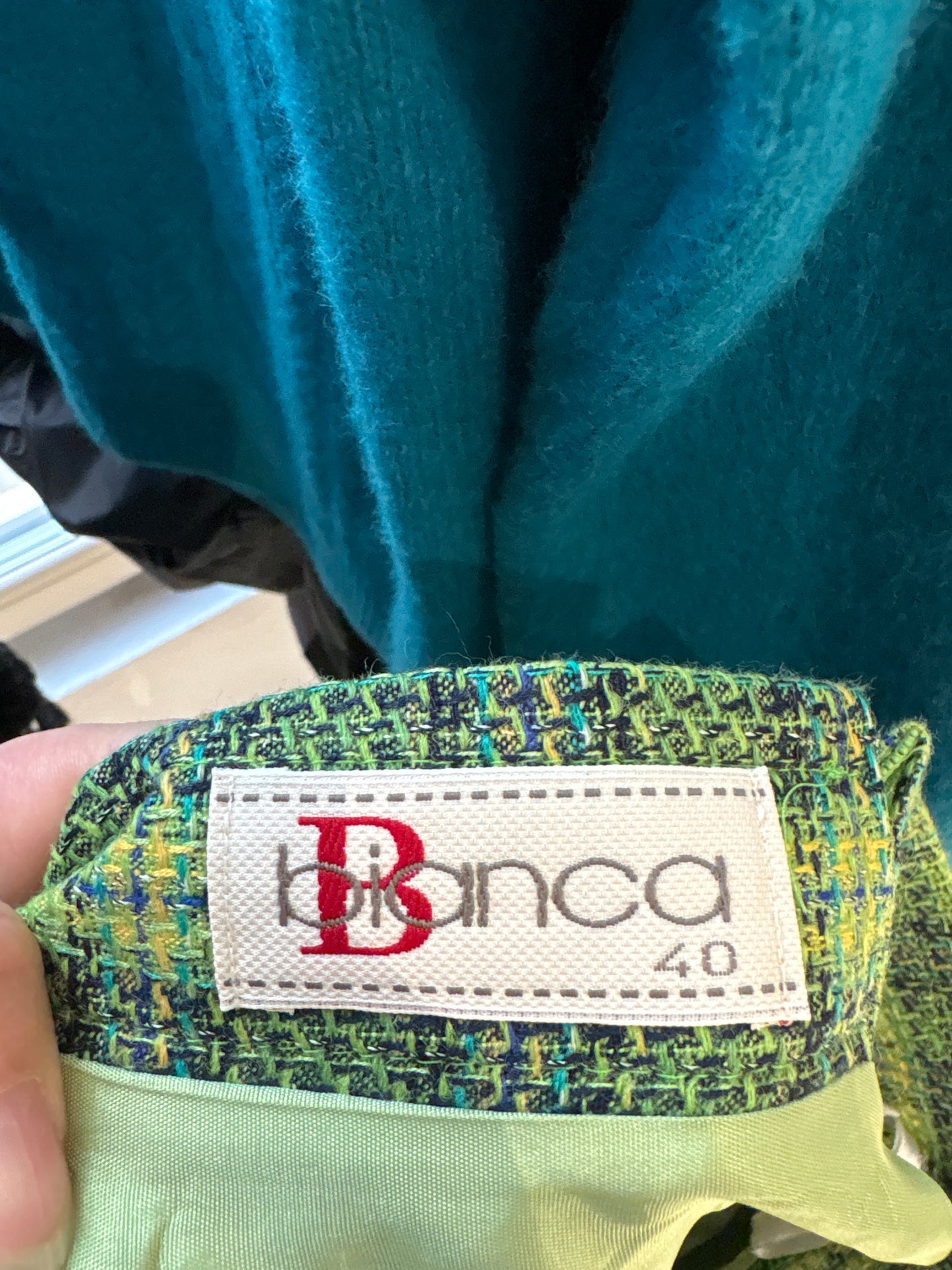 Fustă lime green in stil Chanel din tweed conică cu talie ultra înaltă