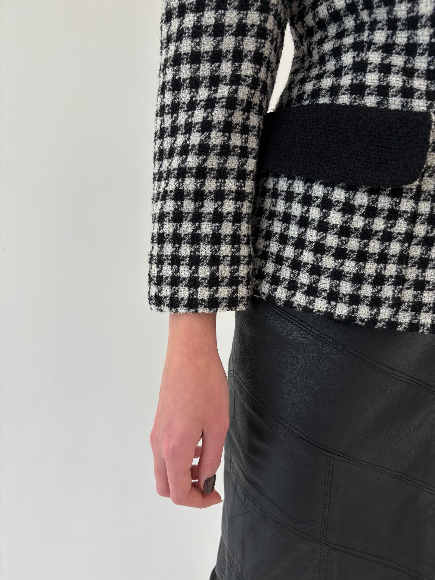 Sacou vintage italian in stil Chanel din tweed excepțional de lana