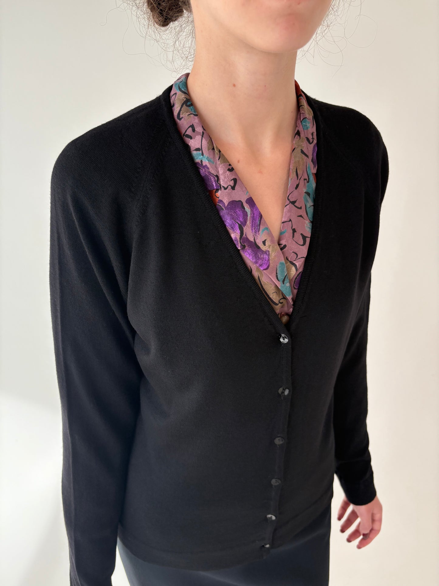 Cardigan negru clasic din mix de lana merino extafina