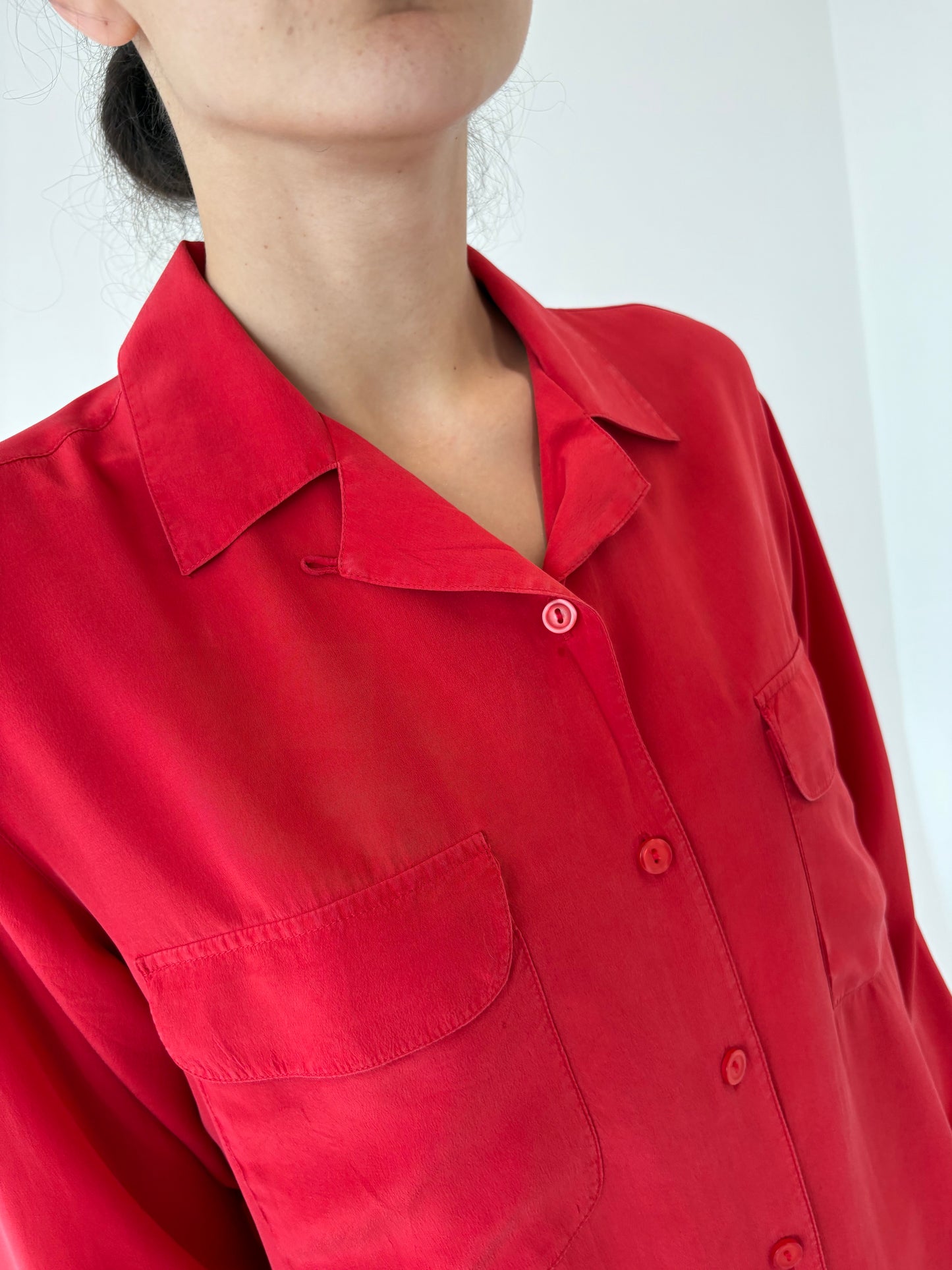 Cămașa vintage cherry red din mătase naturală