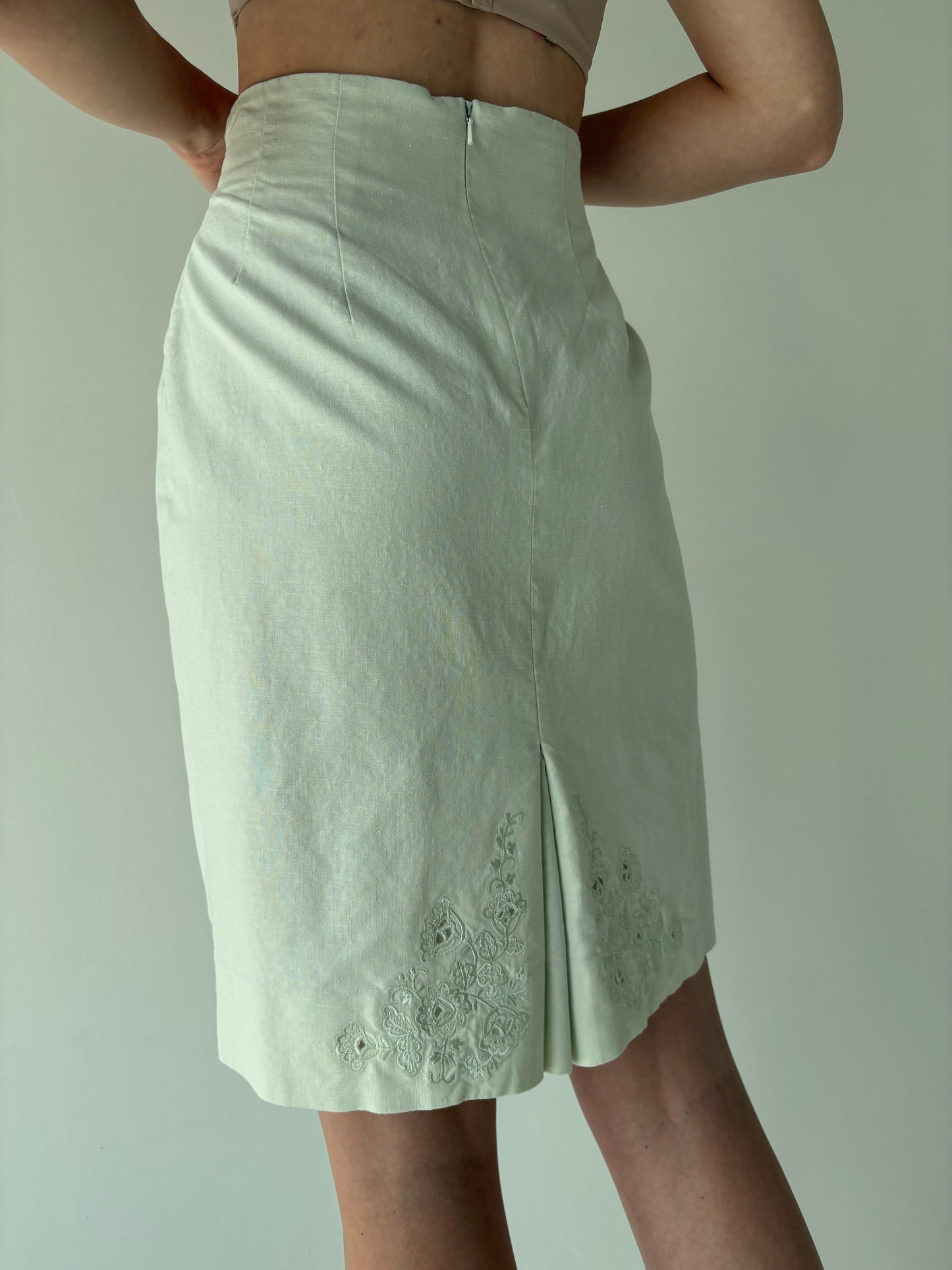 Set vintage luxury din pânză pistachio green cu broderie excepțională