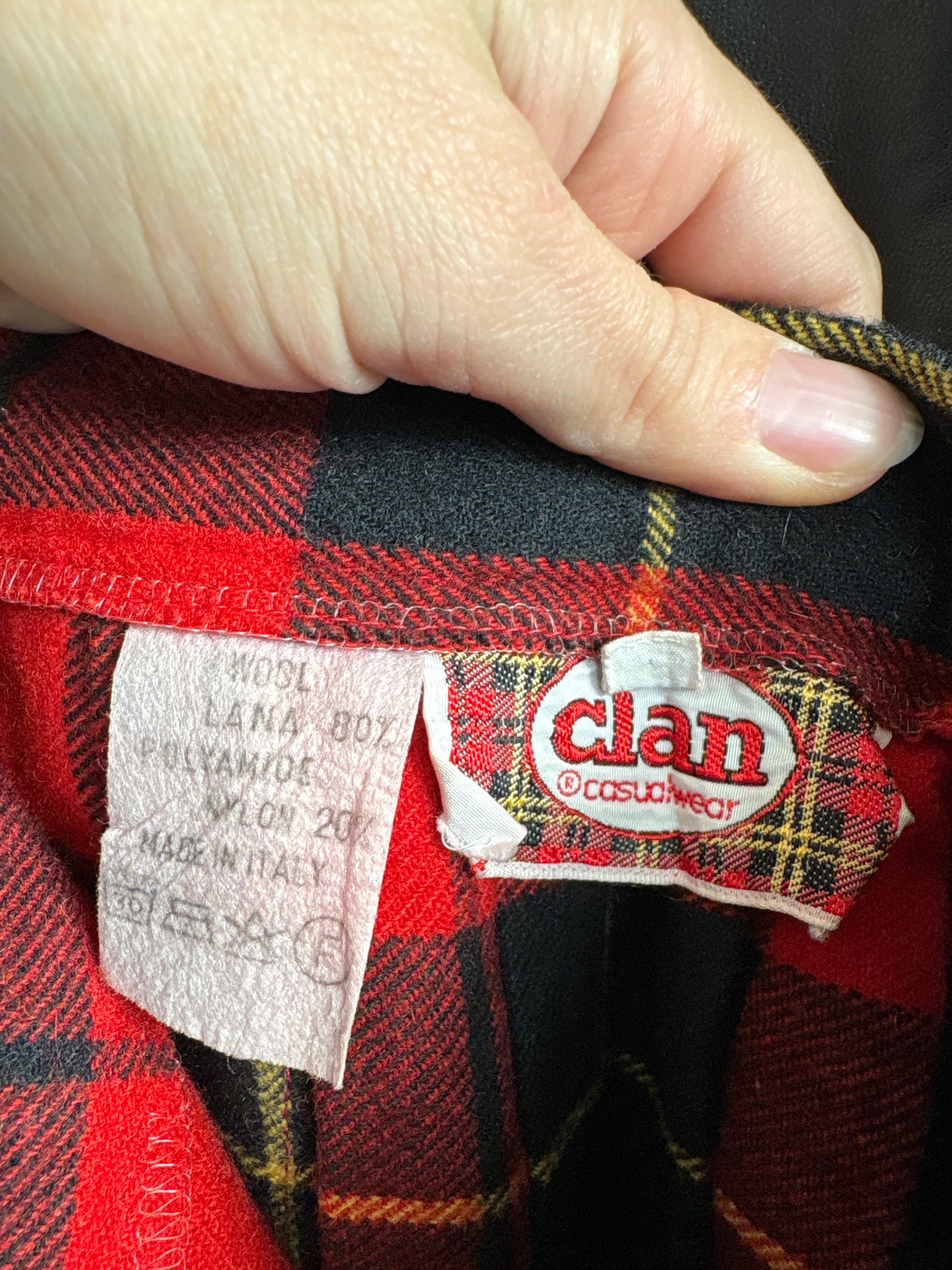 Fustă italiană din Tartan de lana cu închidere din piele naturală