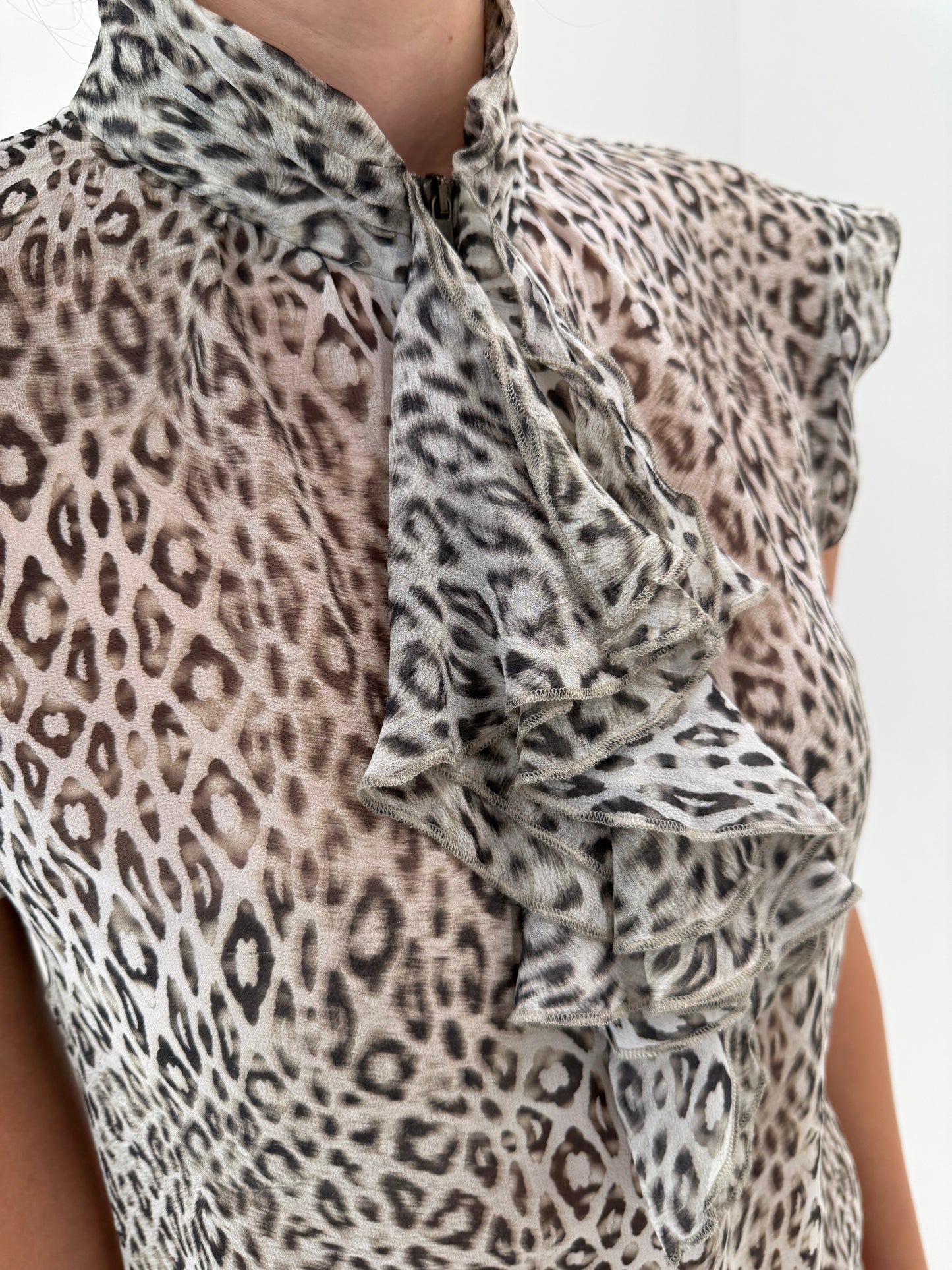 Top luxury Marc Cain din mătase naturală animal print cu jabou