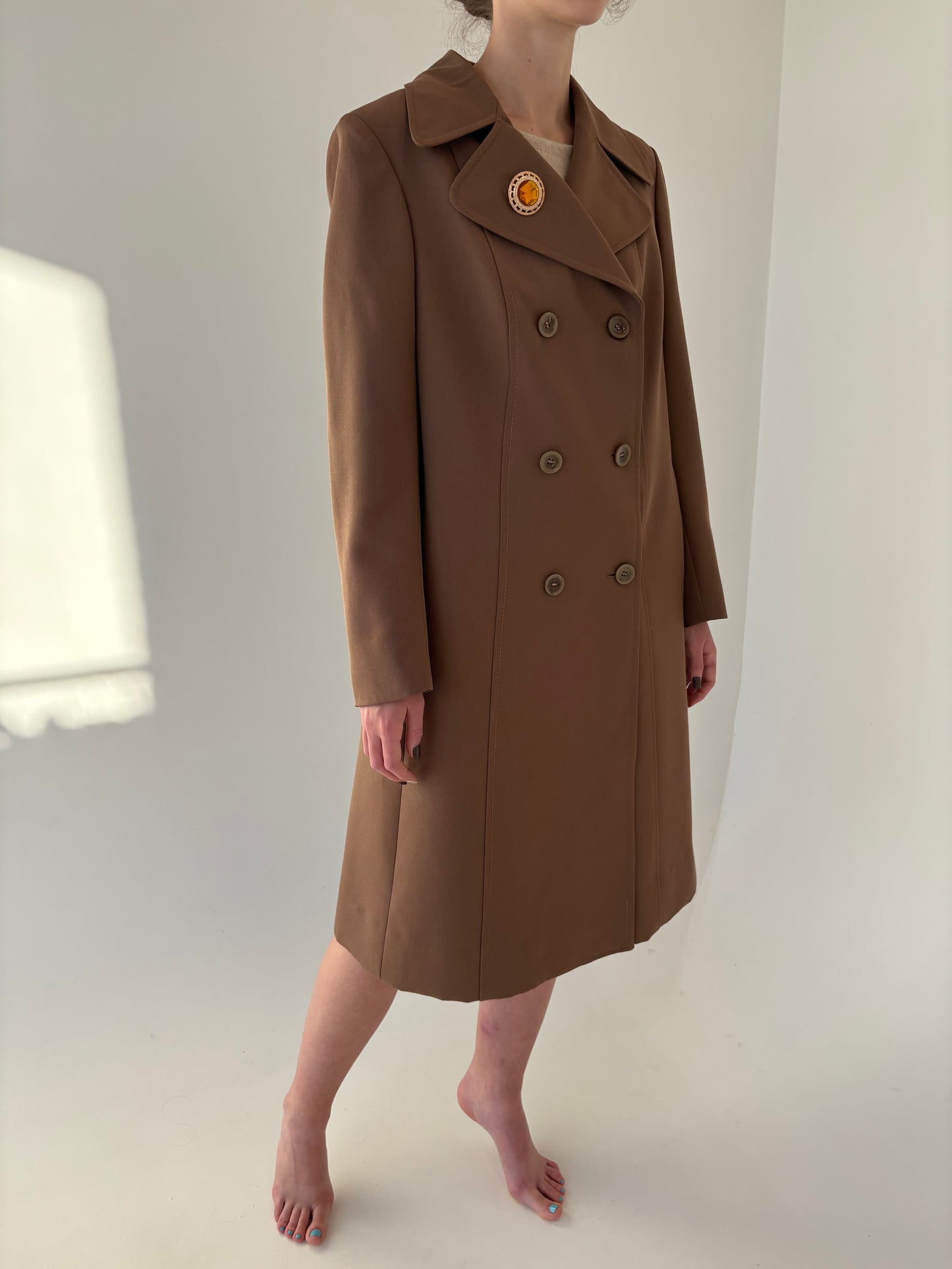 Palton vintage camel din stofă structurată de lana cu închidere dublă