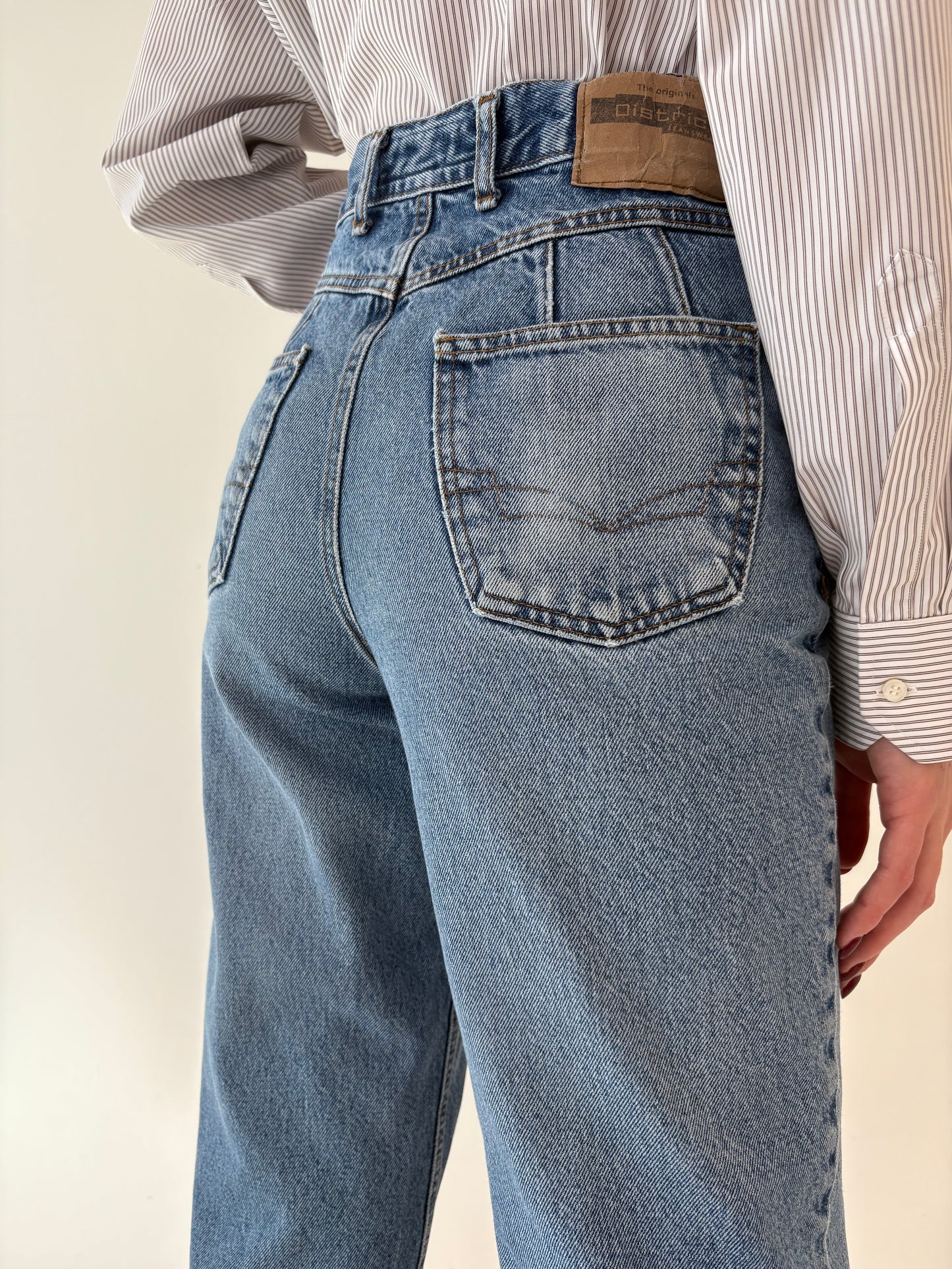 Jeans vintage petite ușor structurați cu talie ultra înaltă