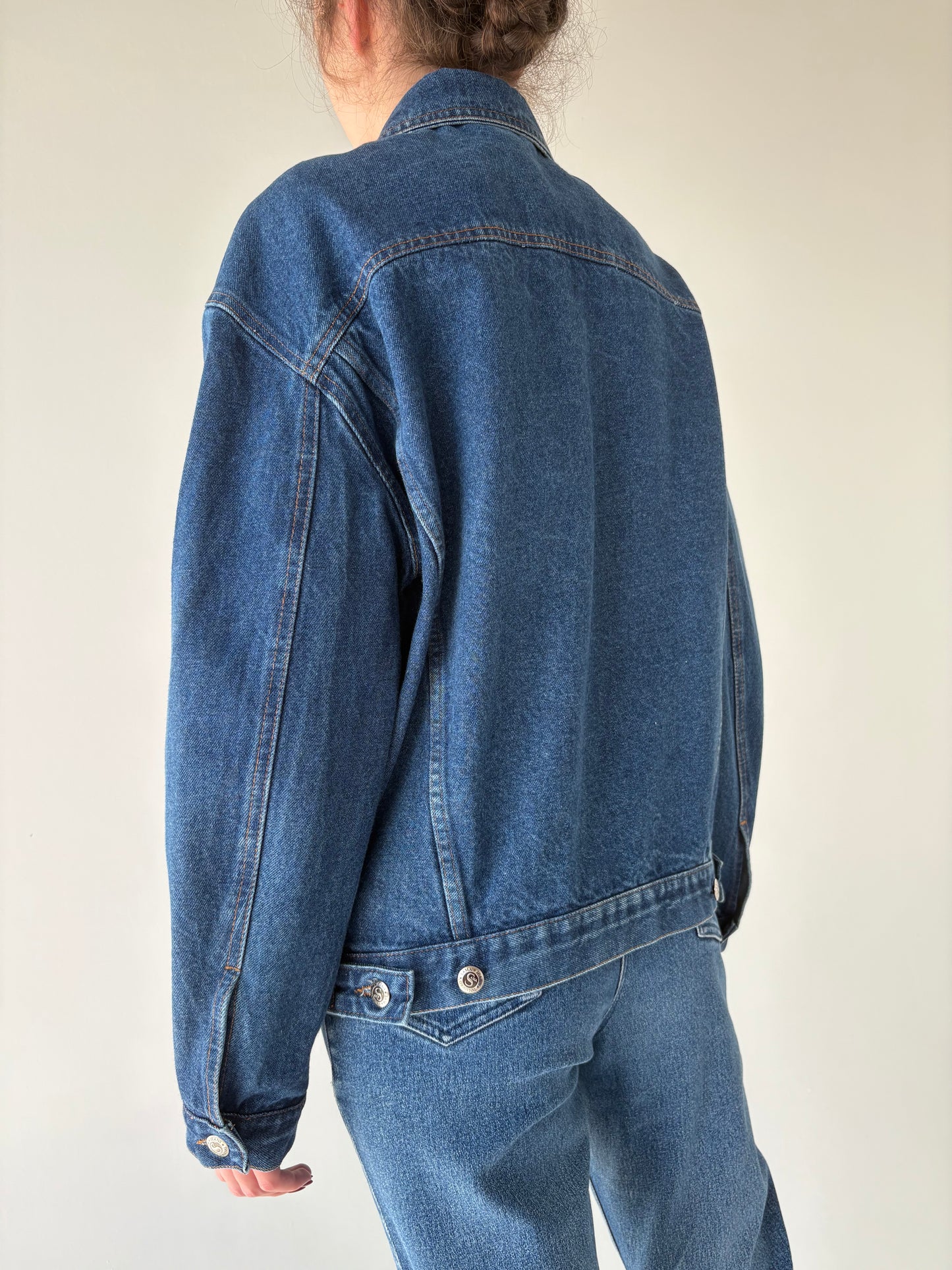 Geaca italiana old vintgae din jeans ‘trucker jacket’ anii 80