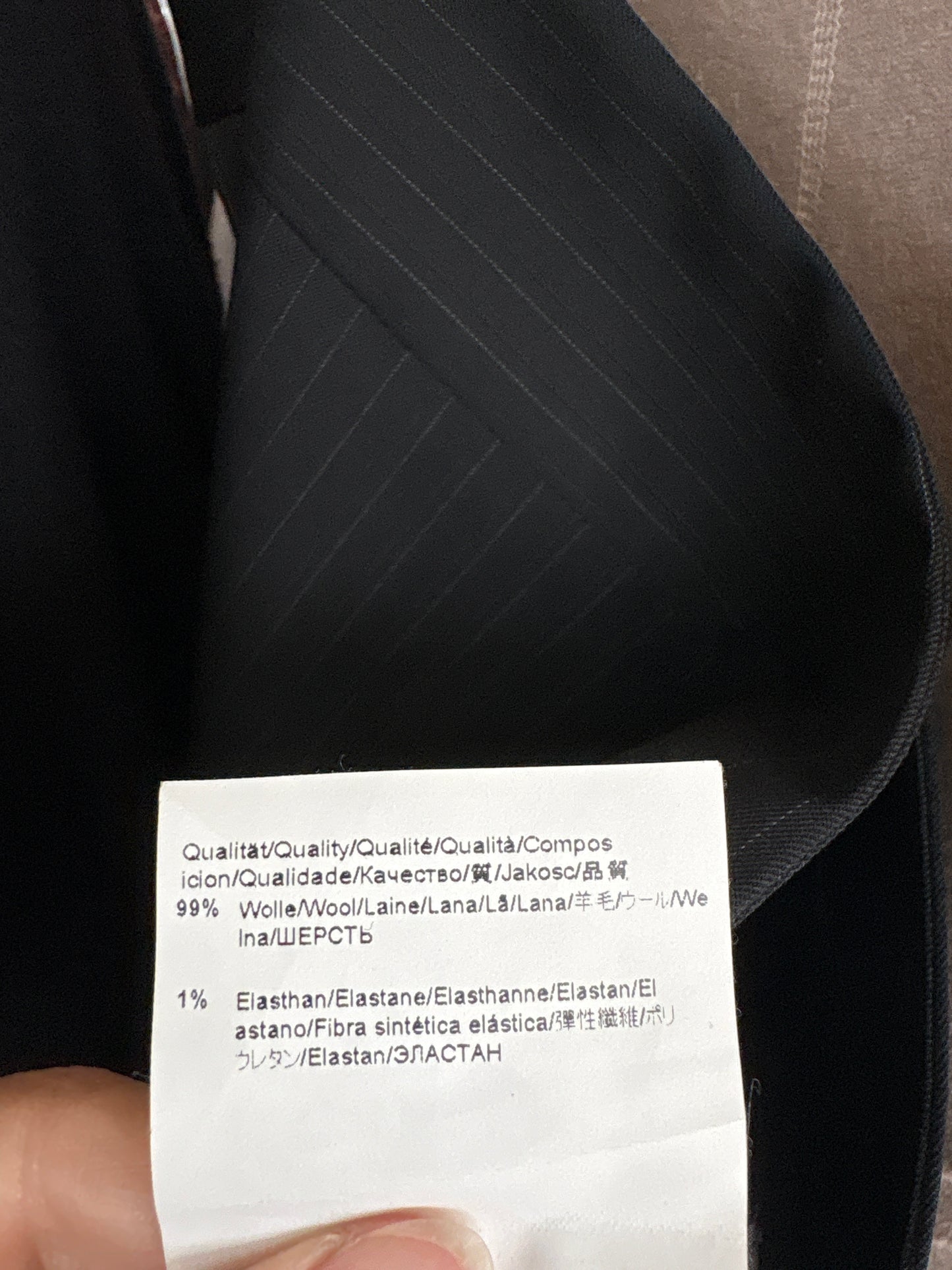 Fustă Hugo Boss din lana extrafina cu dungi fine ivoire verticale