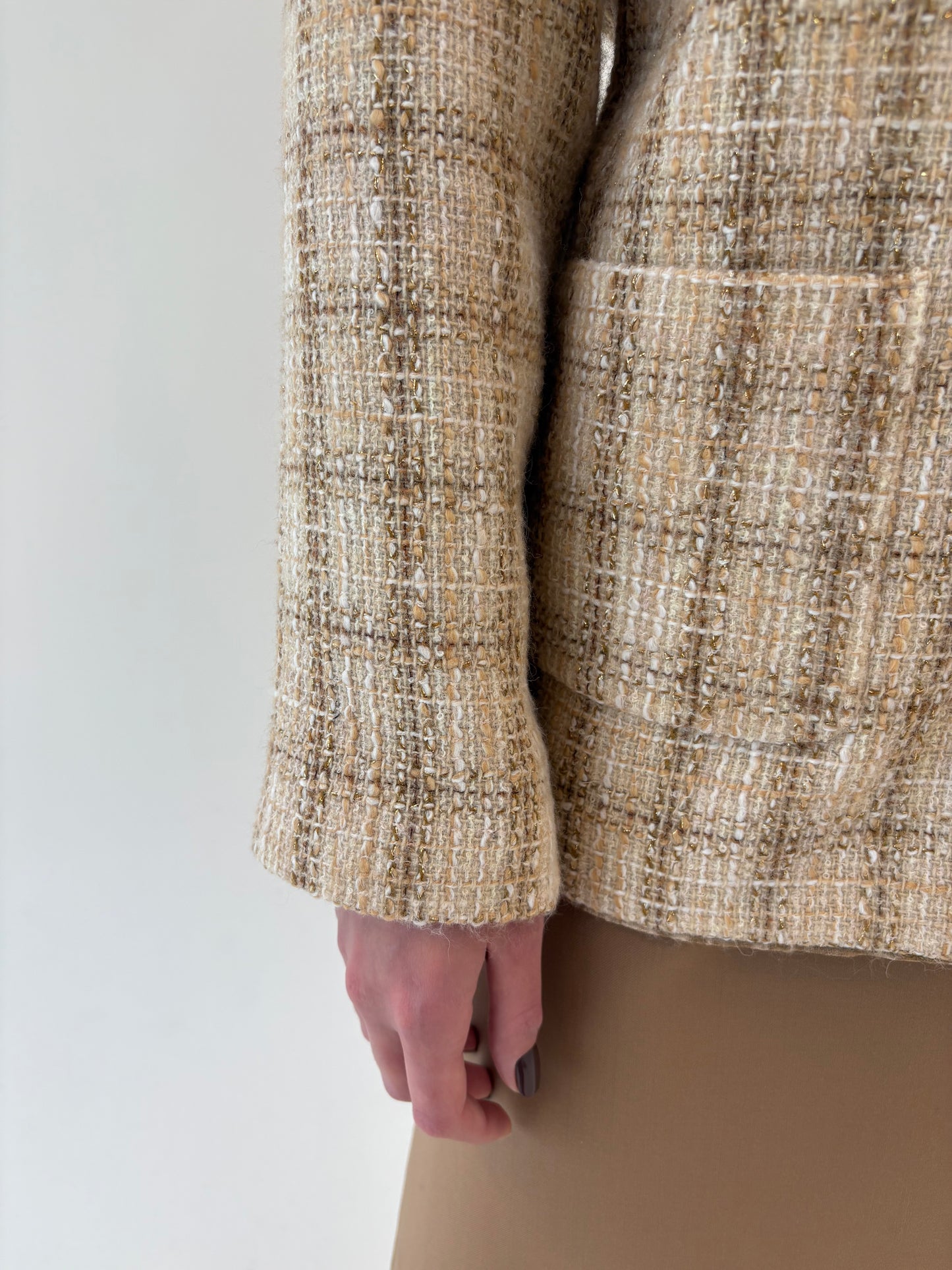 Sacou in stil Chanel din tweed gros excepțional în nuanțe de camel