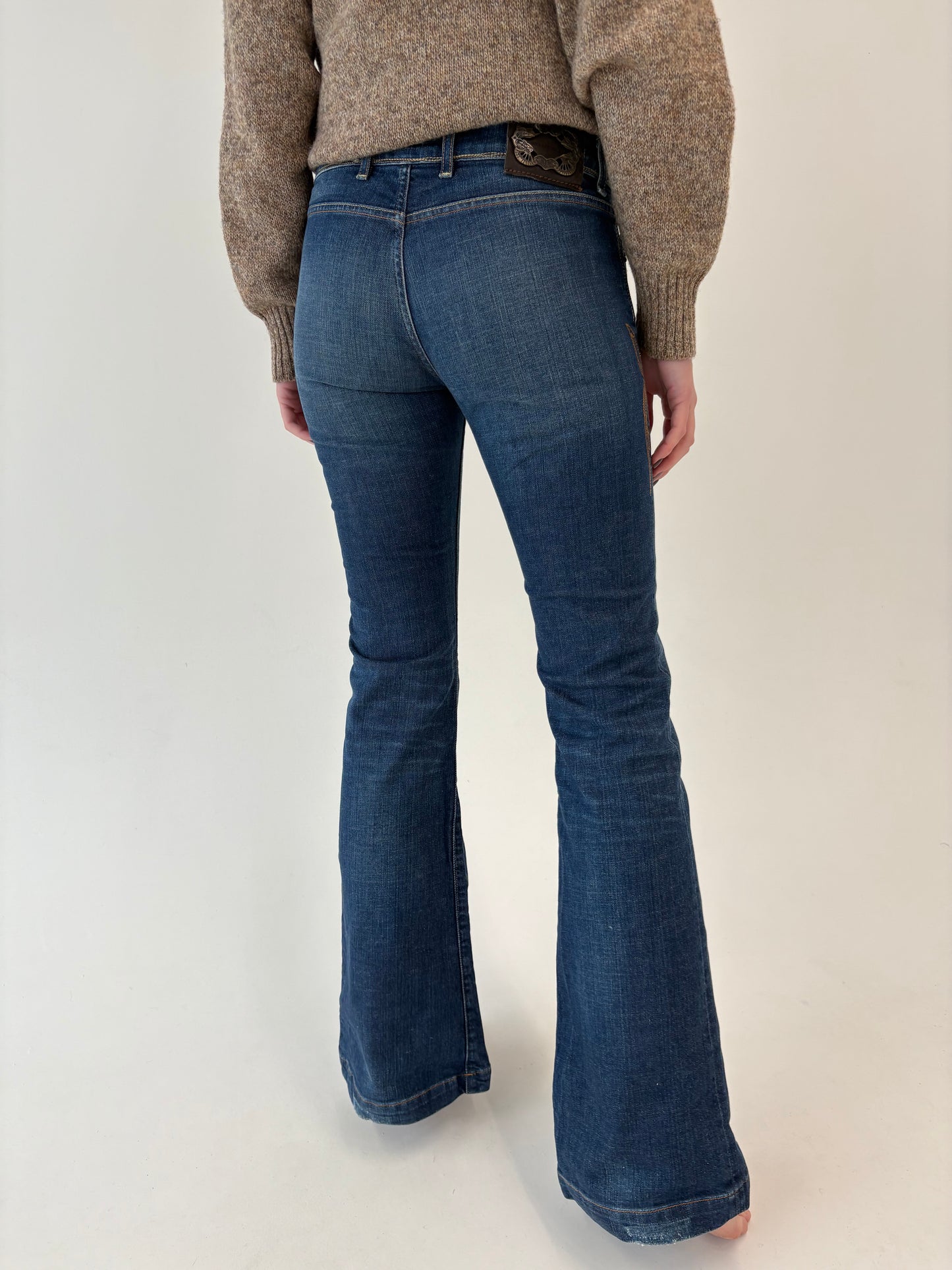 Jeans de brand luxury Replay în croi super actual classic wash