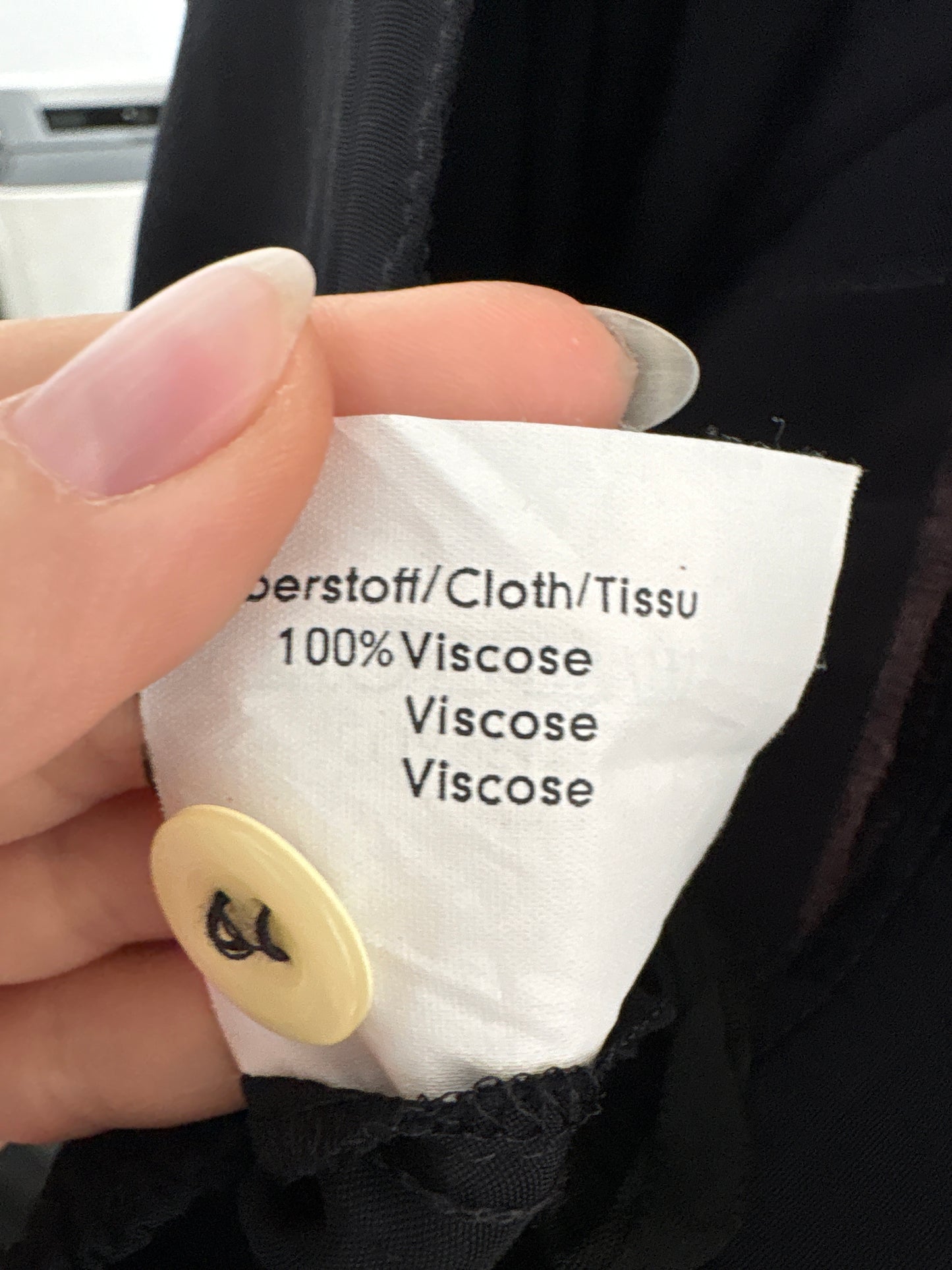 Pantaloni negri vaporoși de vară cu talie ultra marcată înaltă și solduri generoase