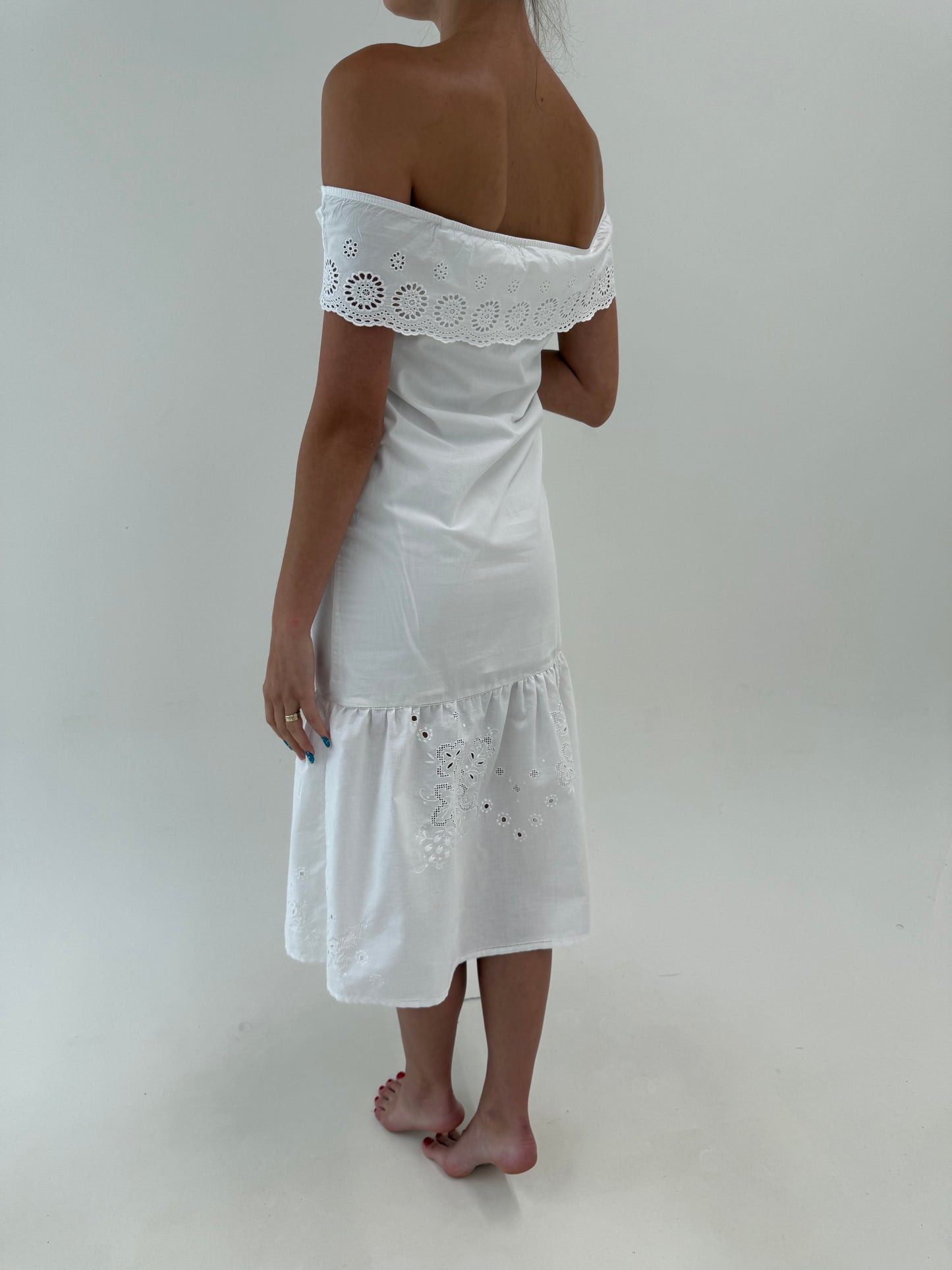 Rochie maxi cu broderie manuală excepțională și broderie anglaise