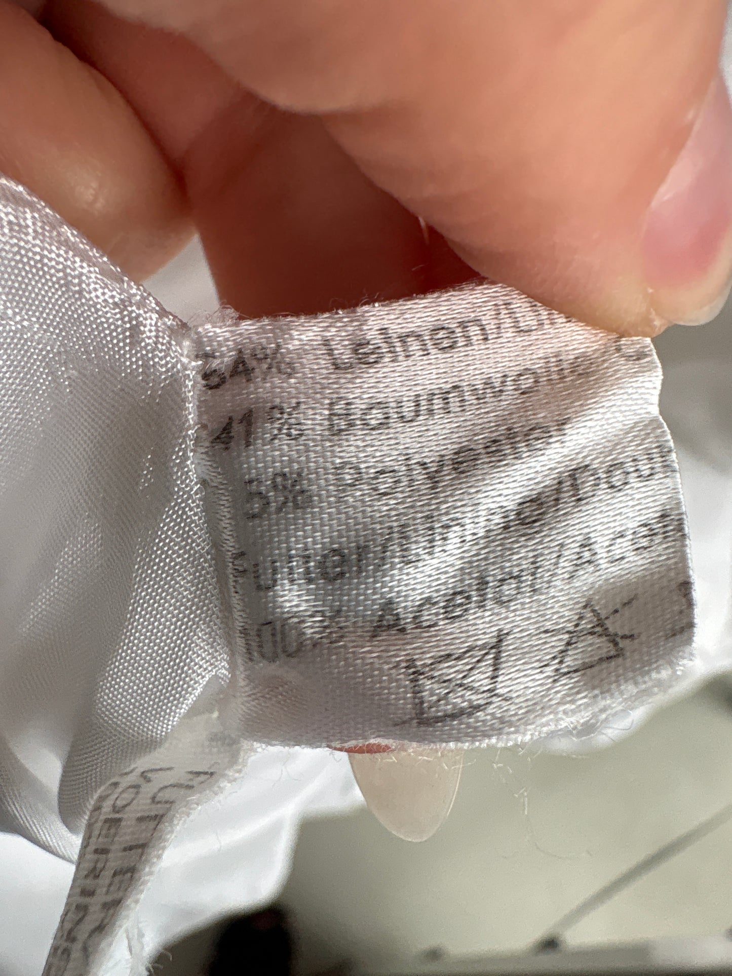 Rochie din pânză excepțională cu talie ultra înaltă marcată și buzunare