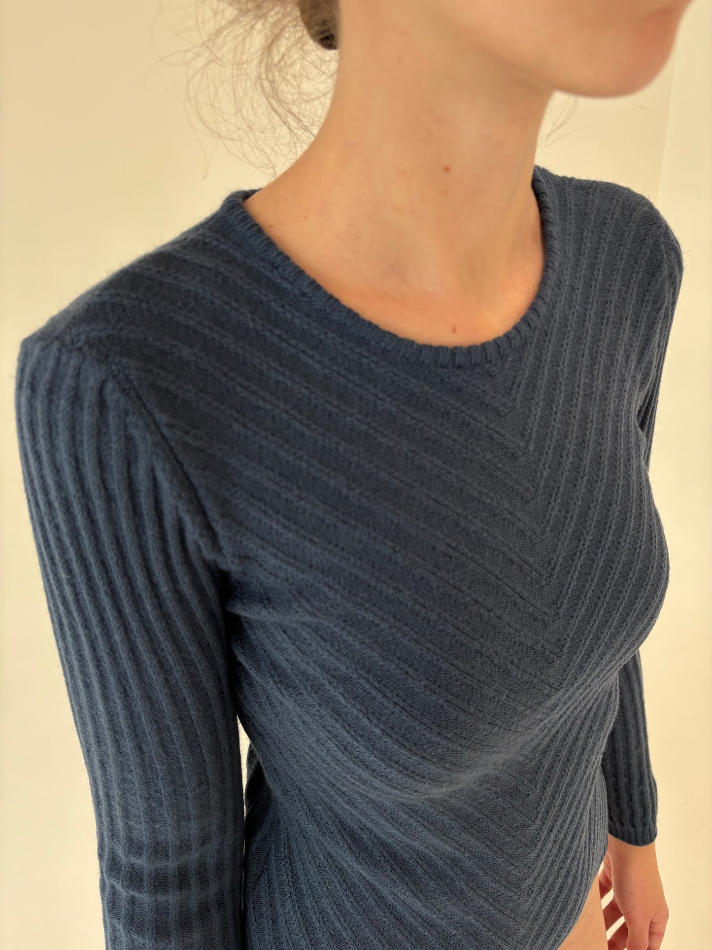 Pulover cambrat din lana merino extrafina pura certificată de gramaj mare