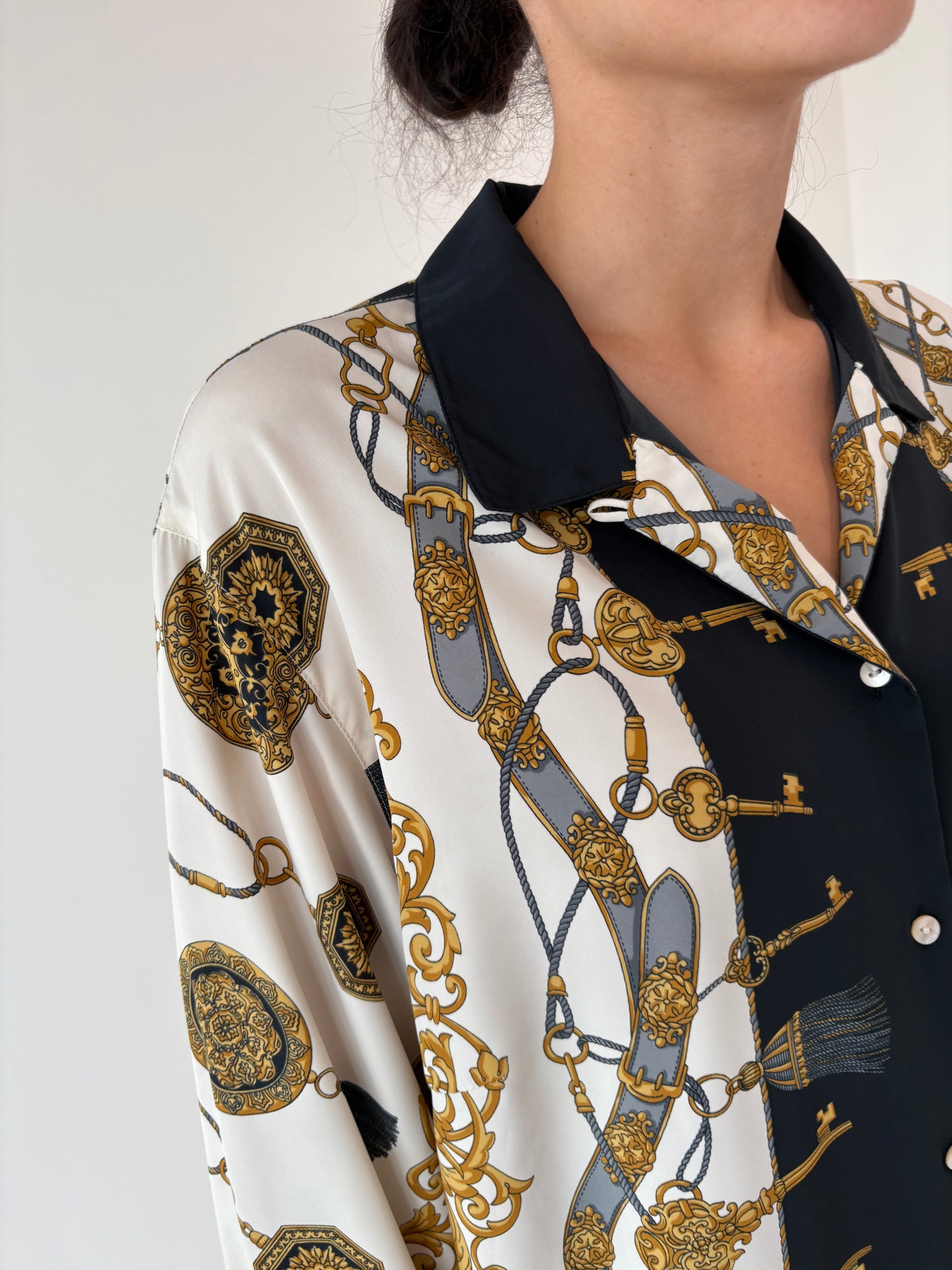 Cămașa de brand luxury plus size Elana Miro petite cu print baroc