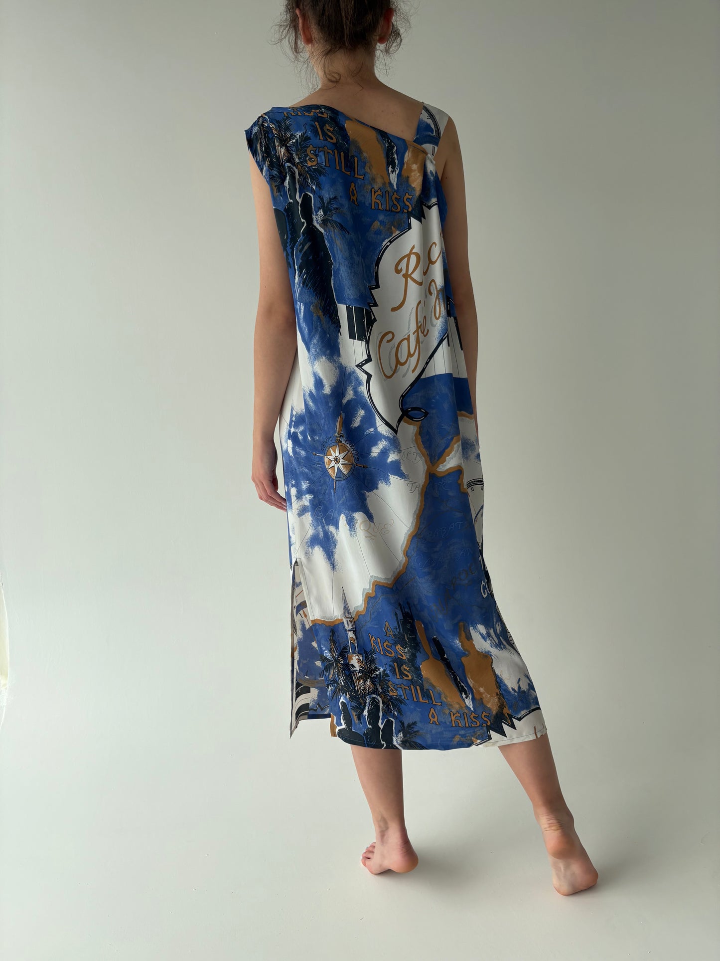 Rochie vintage din mătase naturală în croi asimetric