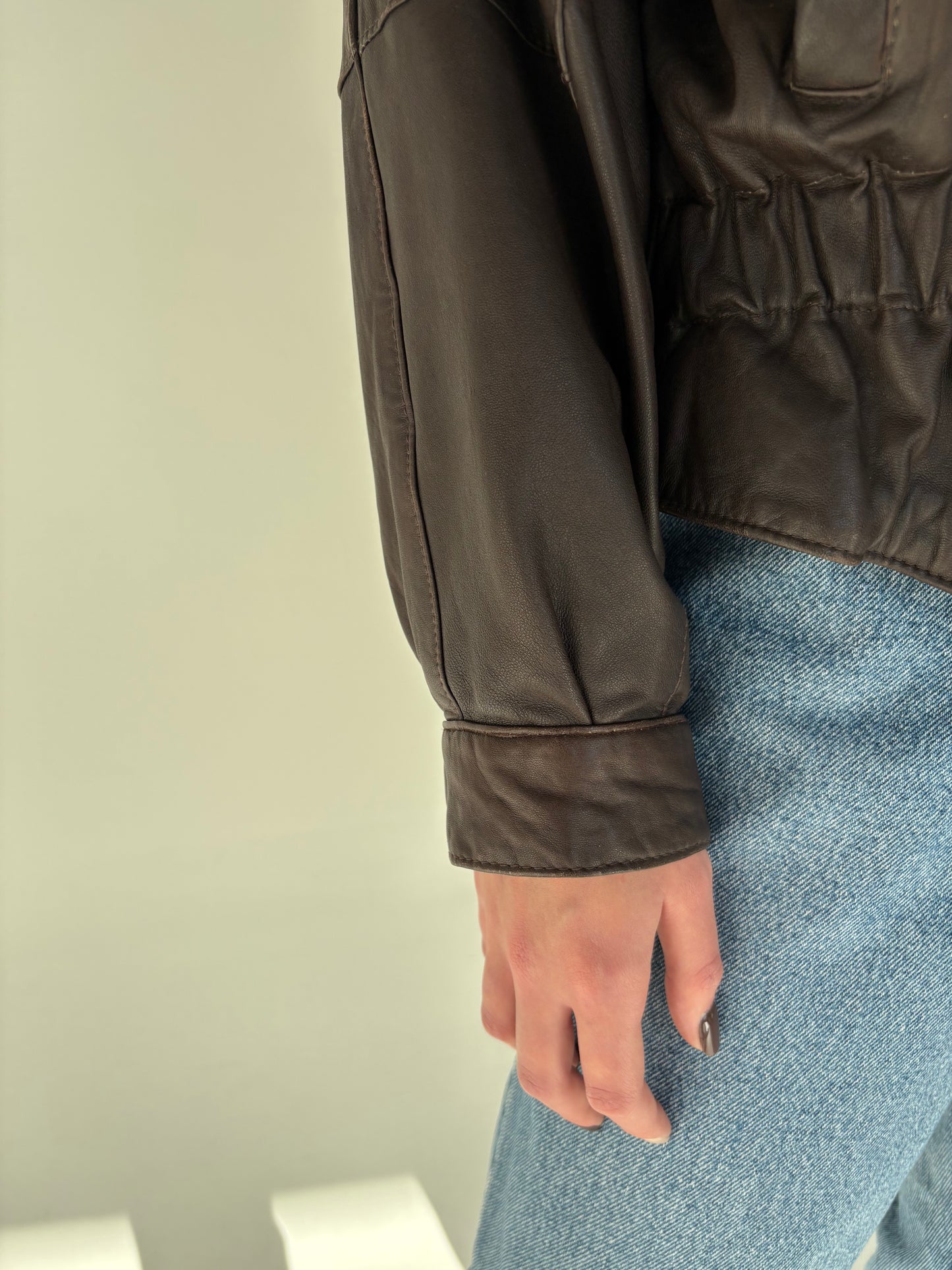 Geacă vintage cambrata din piele extrem de moale chocolate brown