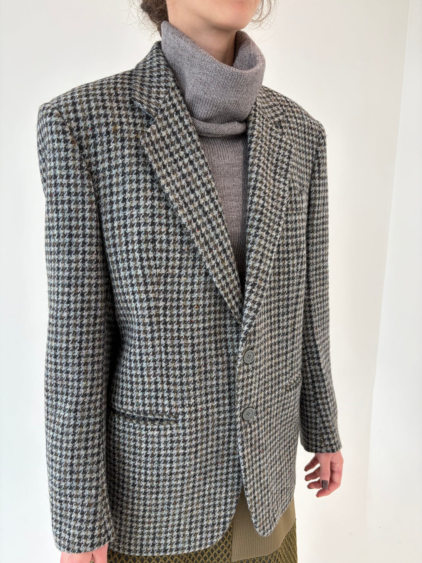 Sacou din tweed de lana plină extrafina pied de coq în culori neutre