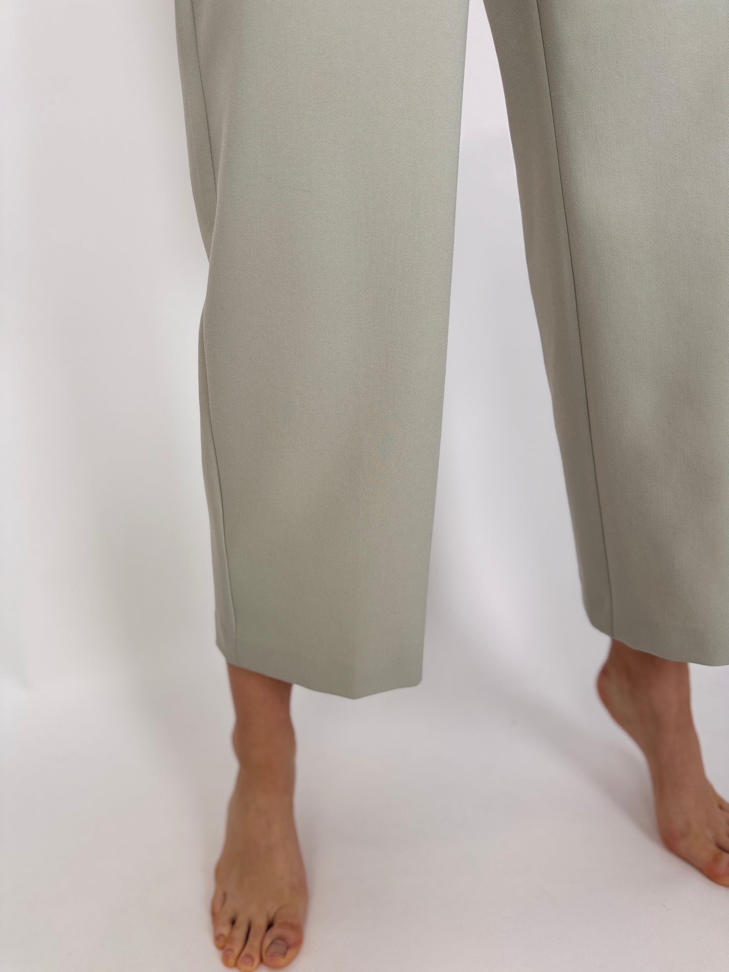 Pantaloni Sage talie ultra înaltă cu ținuta