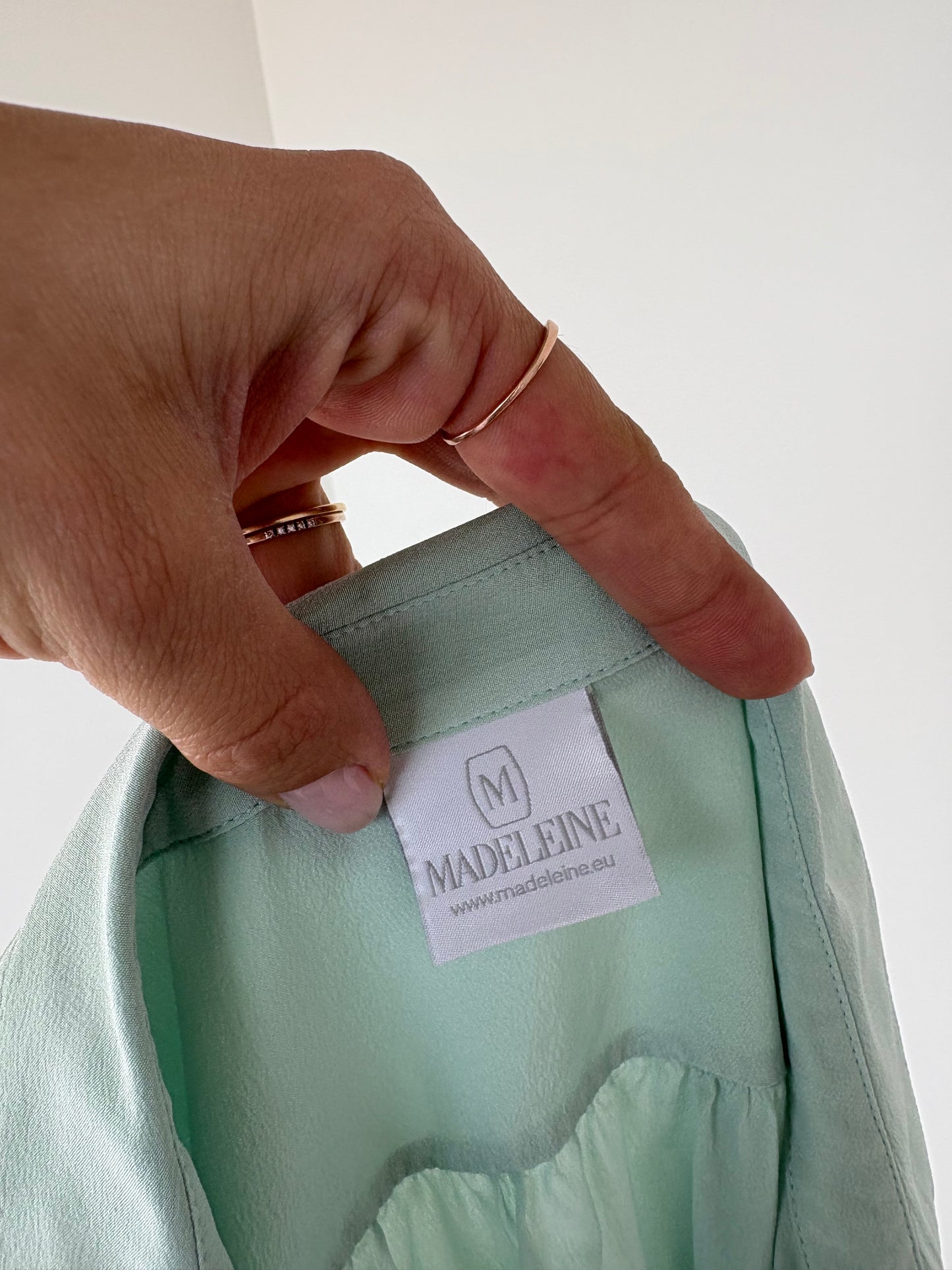 Cămașa de brand Madeleine light mint green din mătase naturală