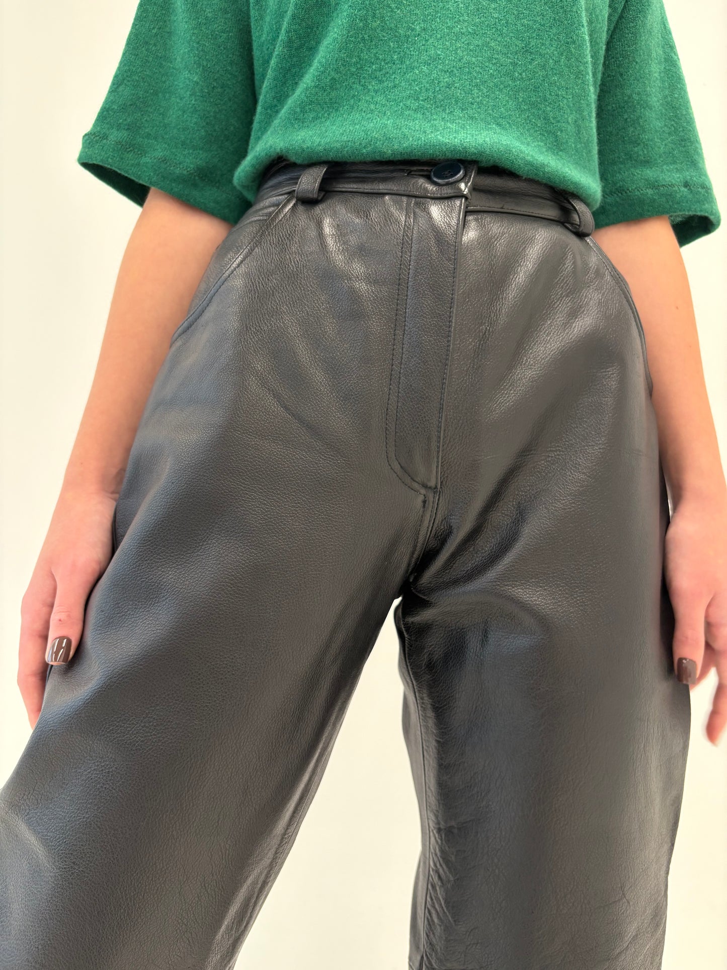 Pantaloni mom fit din piele naturală extrem de moale cu talie ultra înaltă