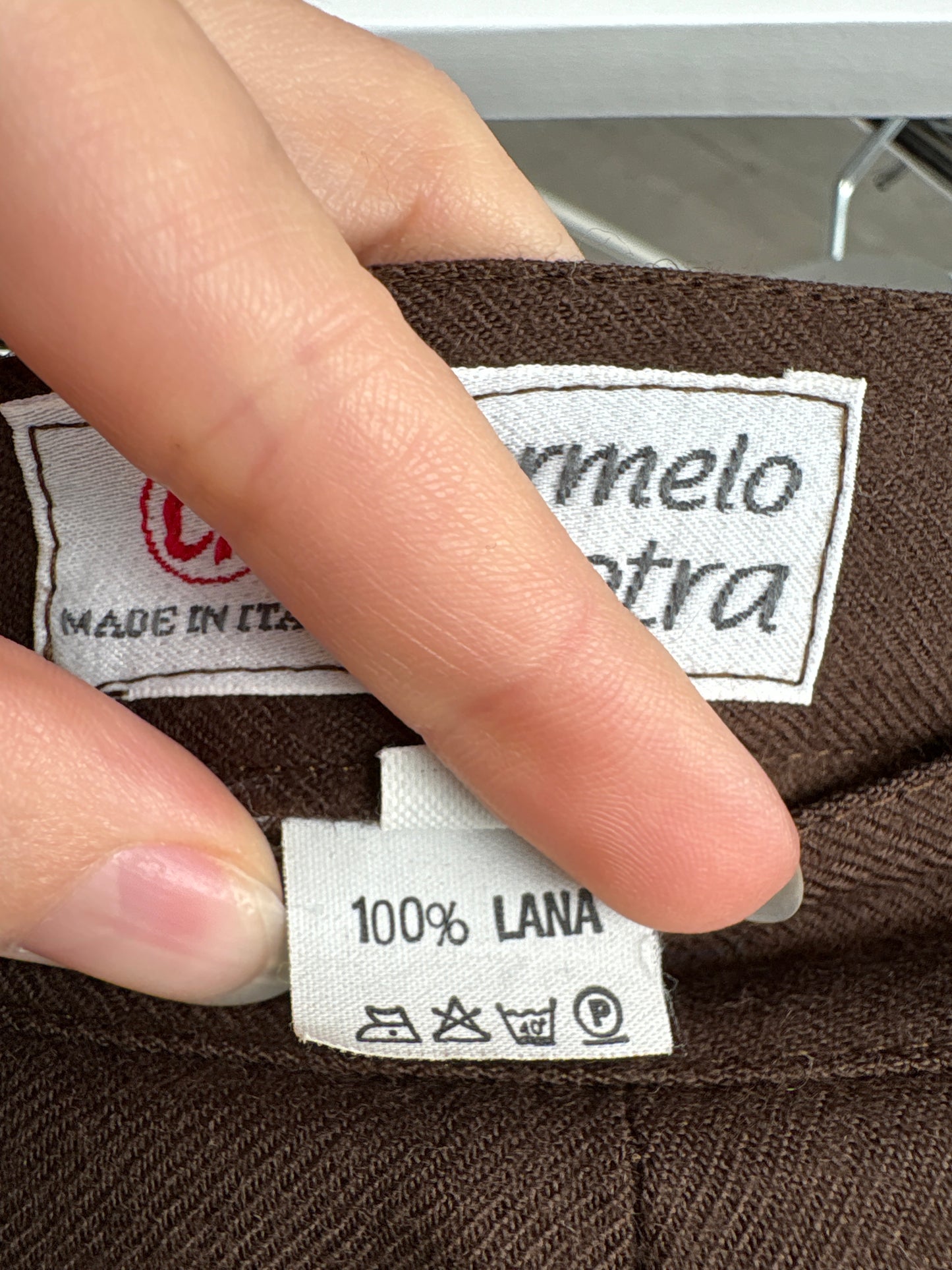 Pantaloni țigaretă petite dark chocolate brown din lana extrafina