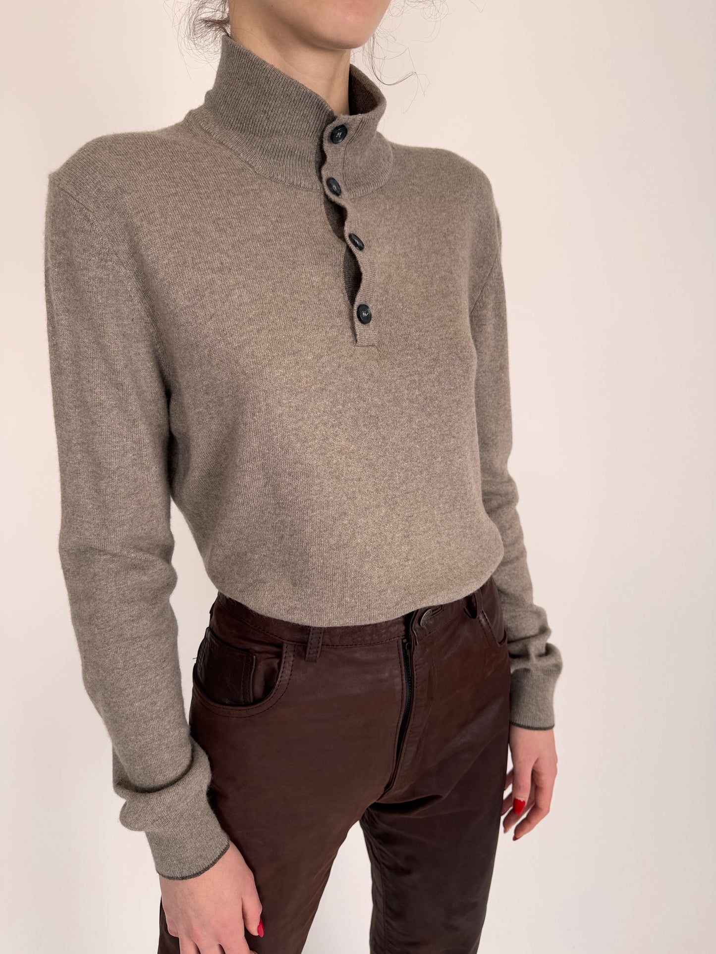 Maleta premium tall pastel brown din lana extrem de fină