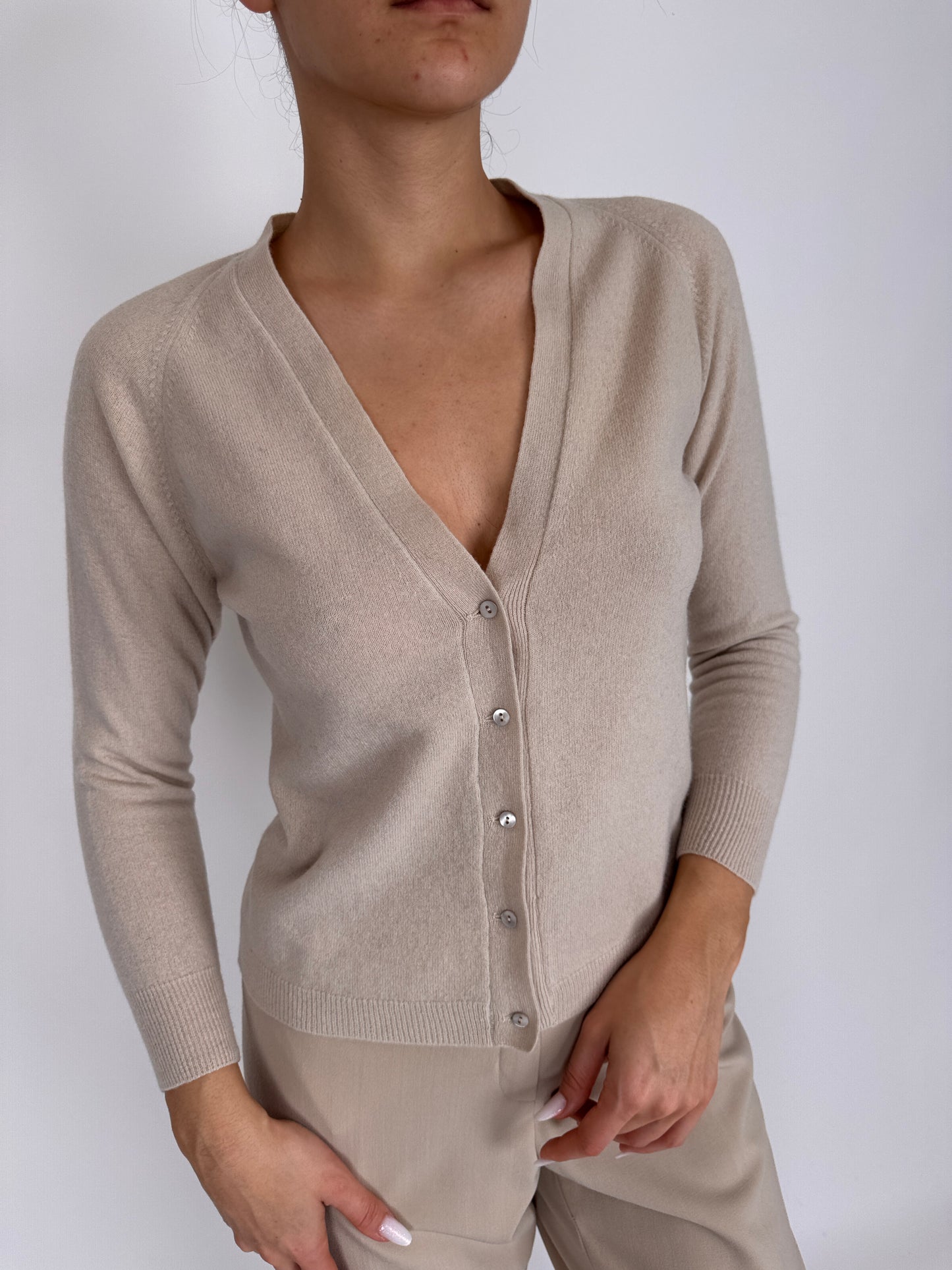 Cardigan premium italian light nude din lana extrafina