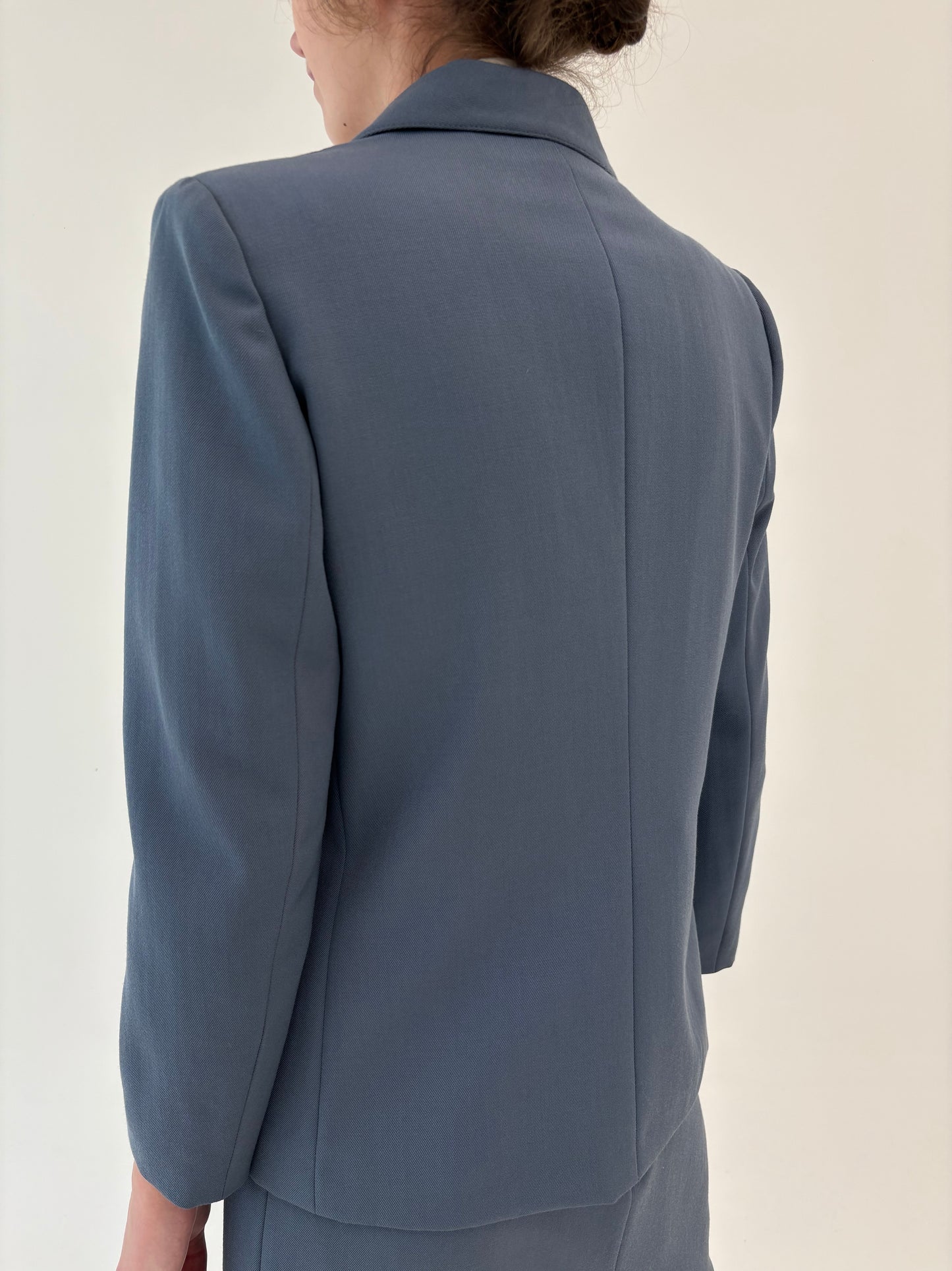 Deux piece italian din lana extrafina structurată dusty baby blue