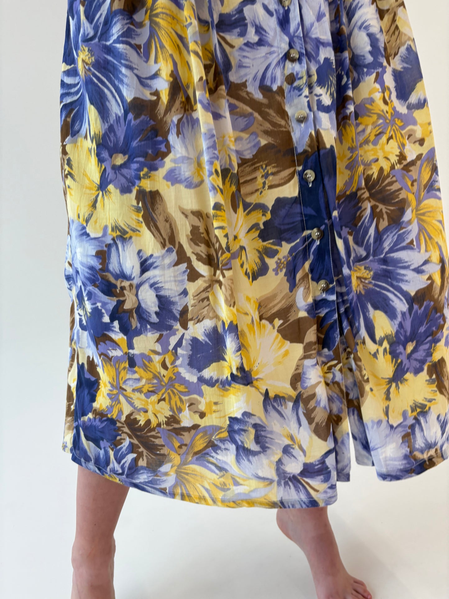 Fustă vintage excepțională cu print superb floral și interior din pânză de in