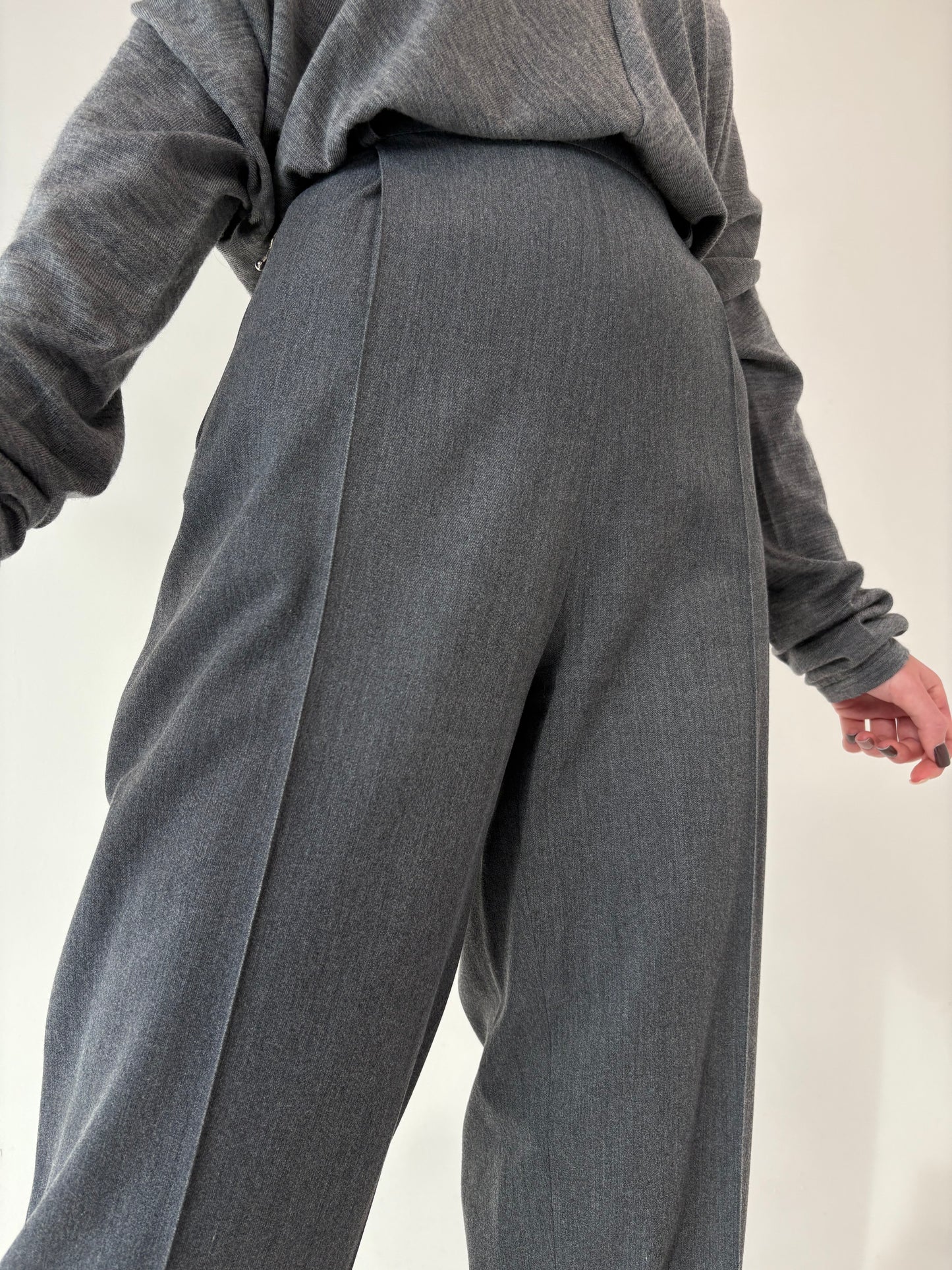 Pantaloni țigaretă cu talie ultra ultra înaltă din gabardină mom fit
