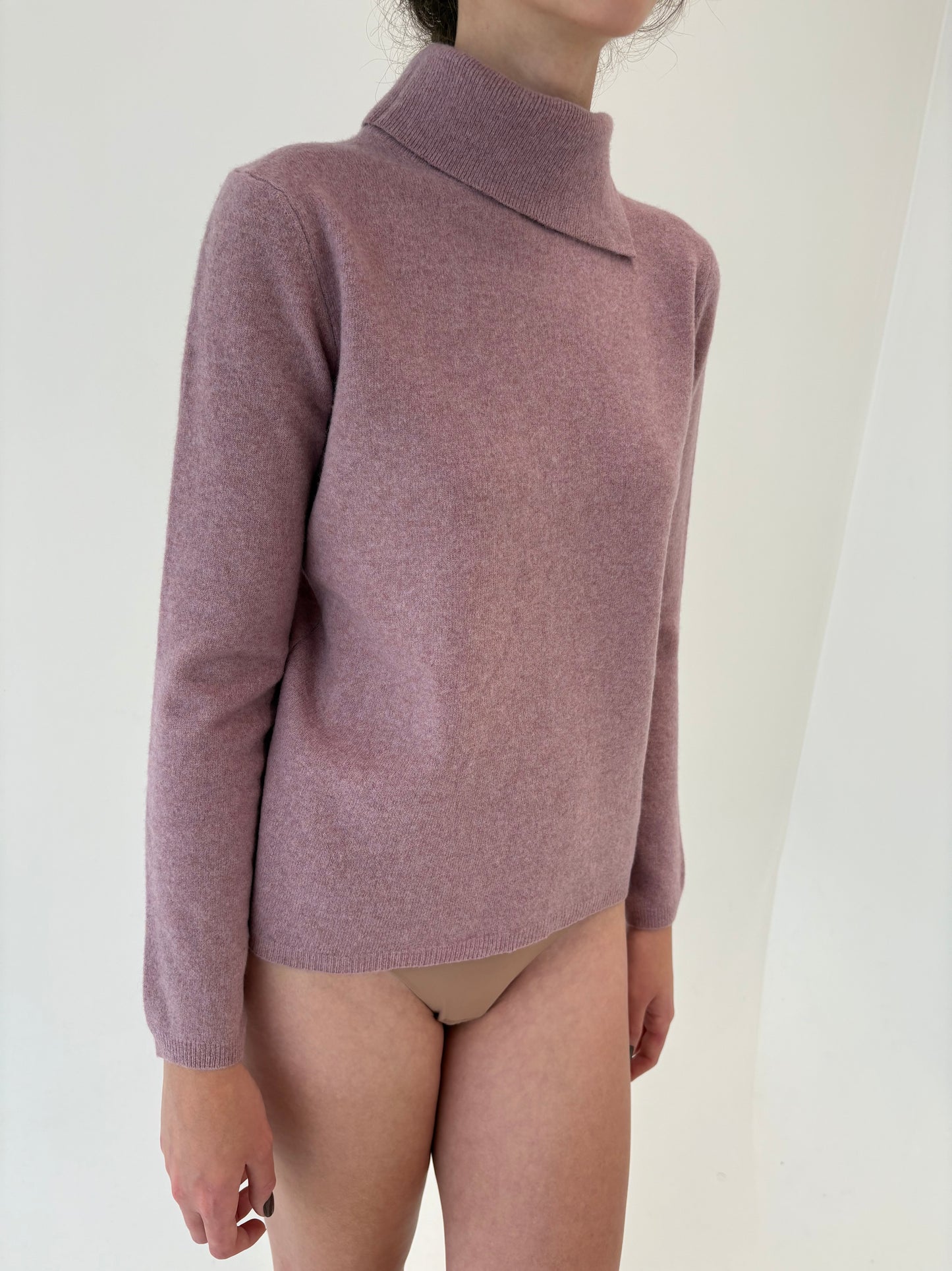 Maleta dusty pink din lana merino extafina de gramaj mare