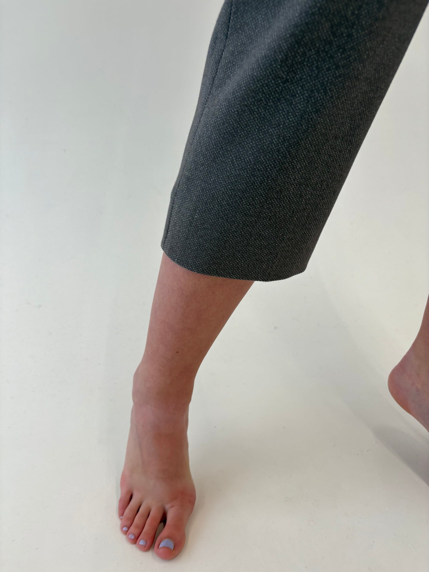 Pantaloni țigaretă petite din stofă de vascoza cu lana extrafina