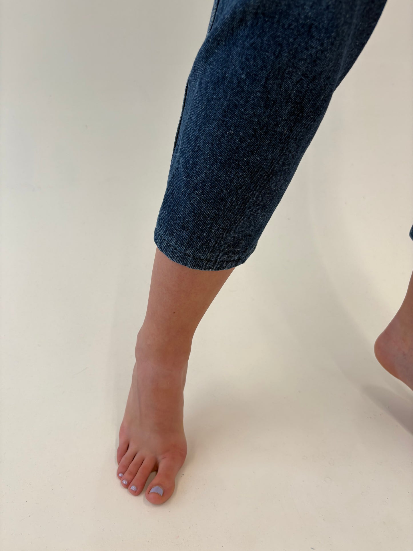 Jeans vintage premium petite classic wash cu talie ultra înaltă