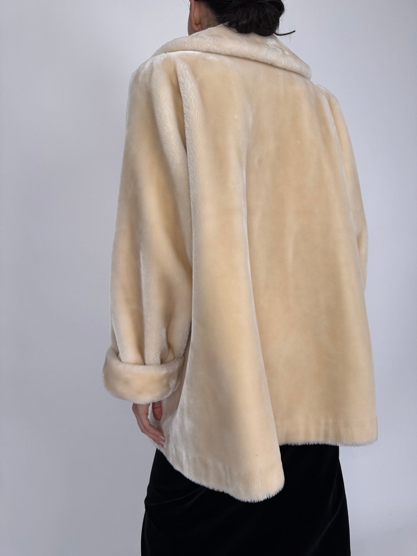 Teddy coat buttery nude italian excepțional