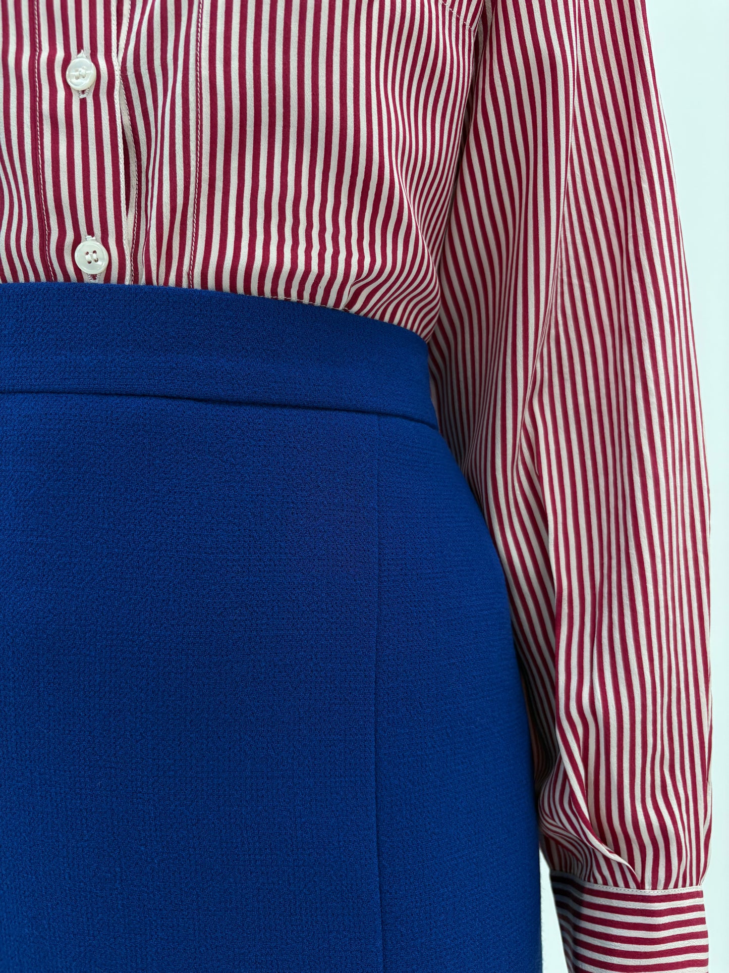 Fustă de brand luxury Louis Feraud albastru regal din tweed extrafin de lana