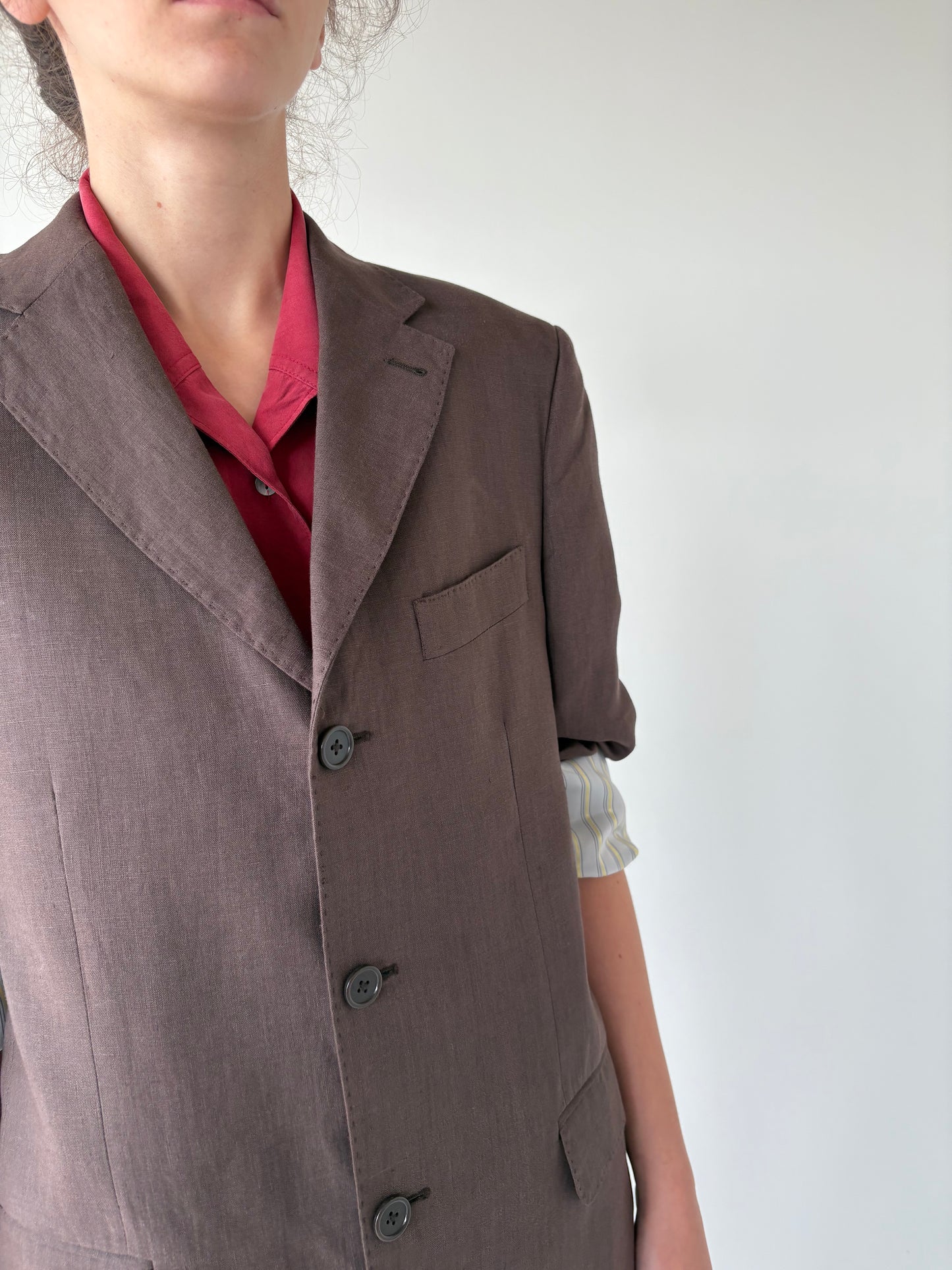 Costum chocolate brown din in in croi actual