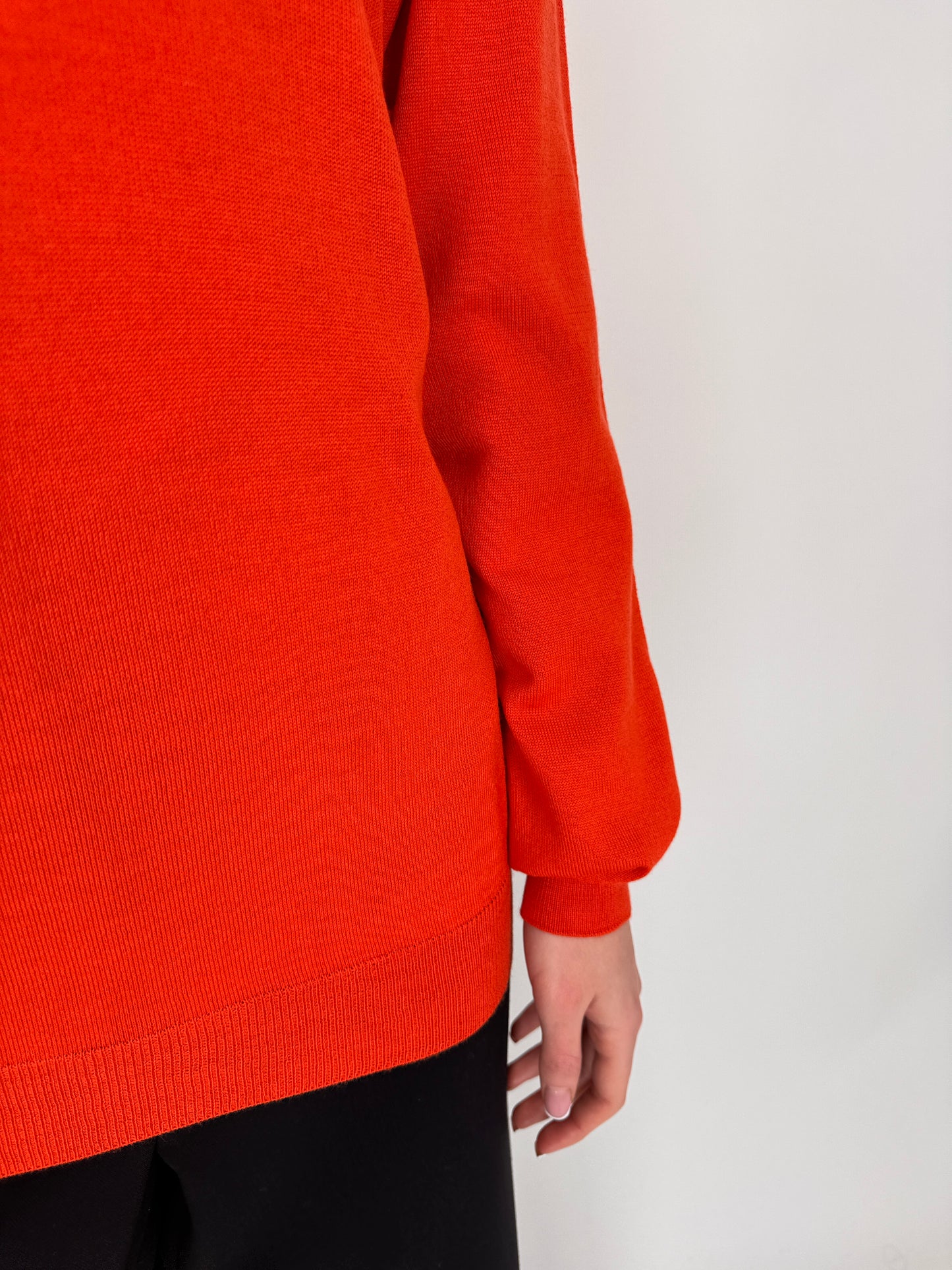 Pulover tall electric orange din lana merino extrafina