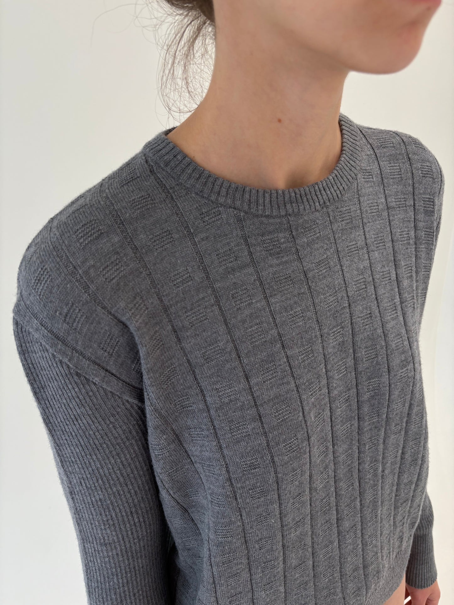 Pulover vintage italian din lana merino extrafina de gramaj mare ribbed