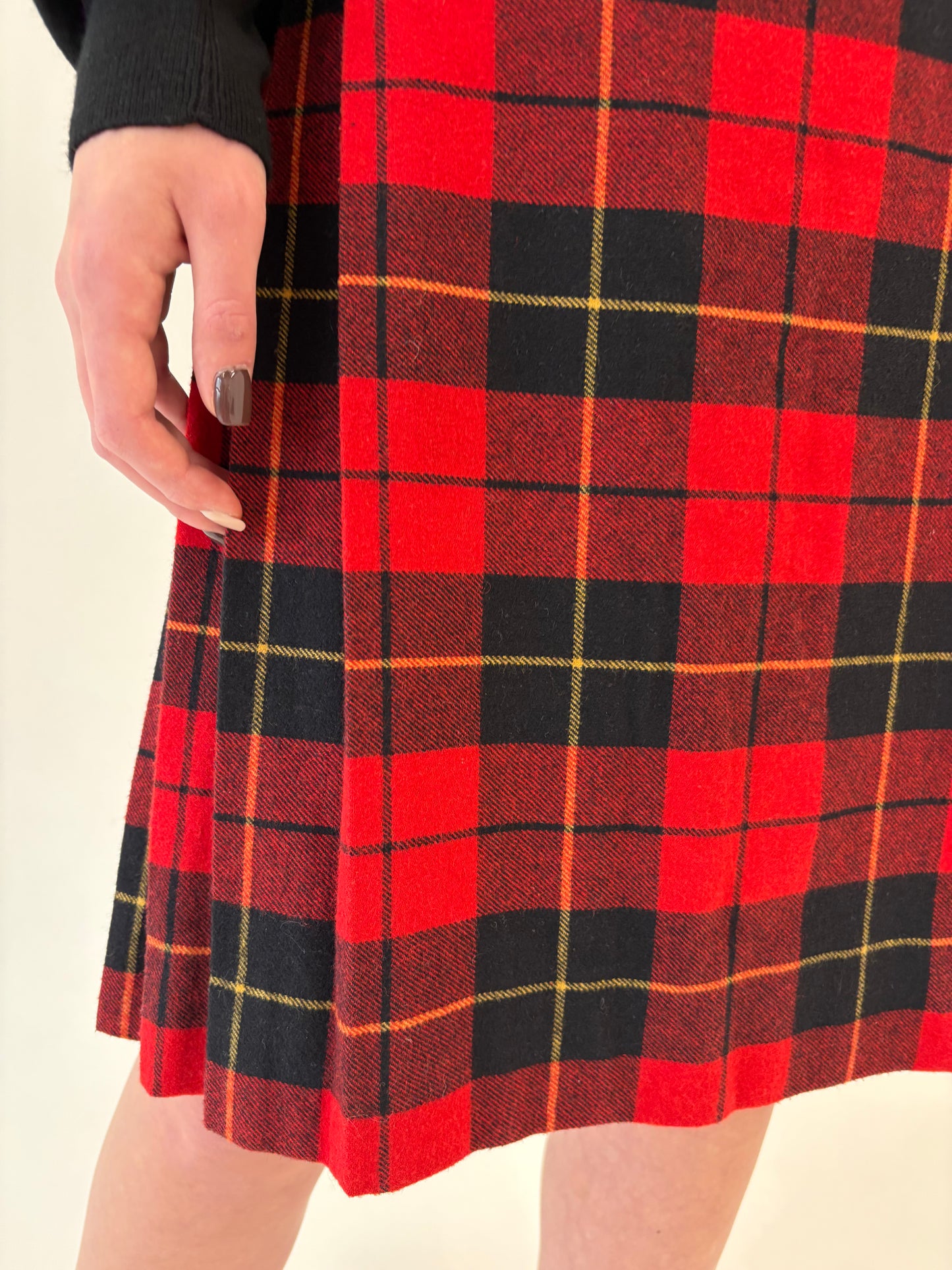 Fustă italiană din Tartan de lana cu închidere din piele naturală