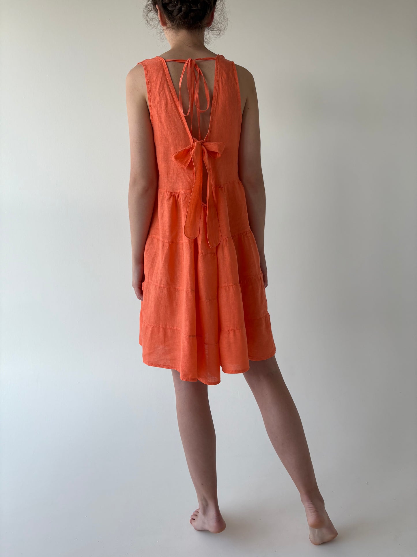 Rochie coral orange italiană din in cu spate decupat reglabil