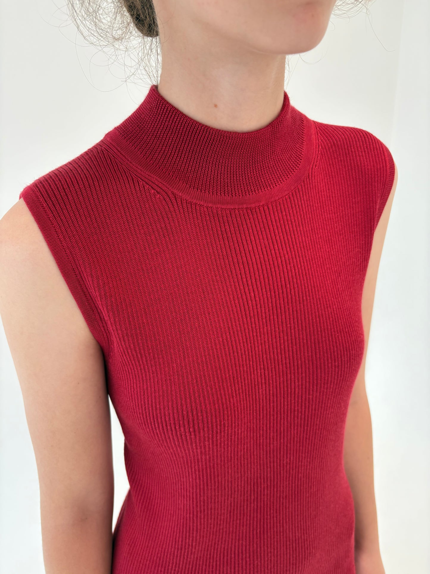 Maleta burgundy din jerse ribbed ușor satinat