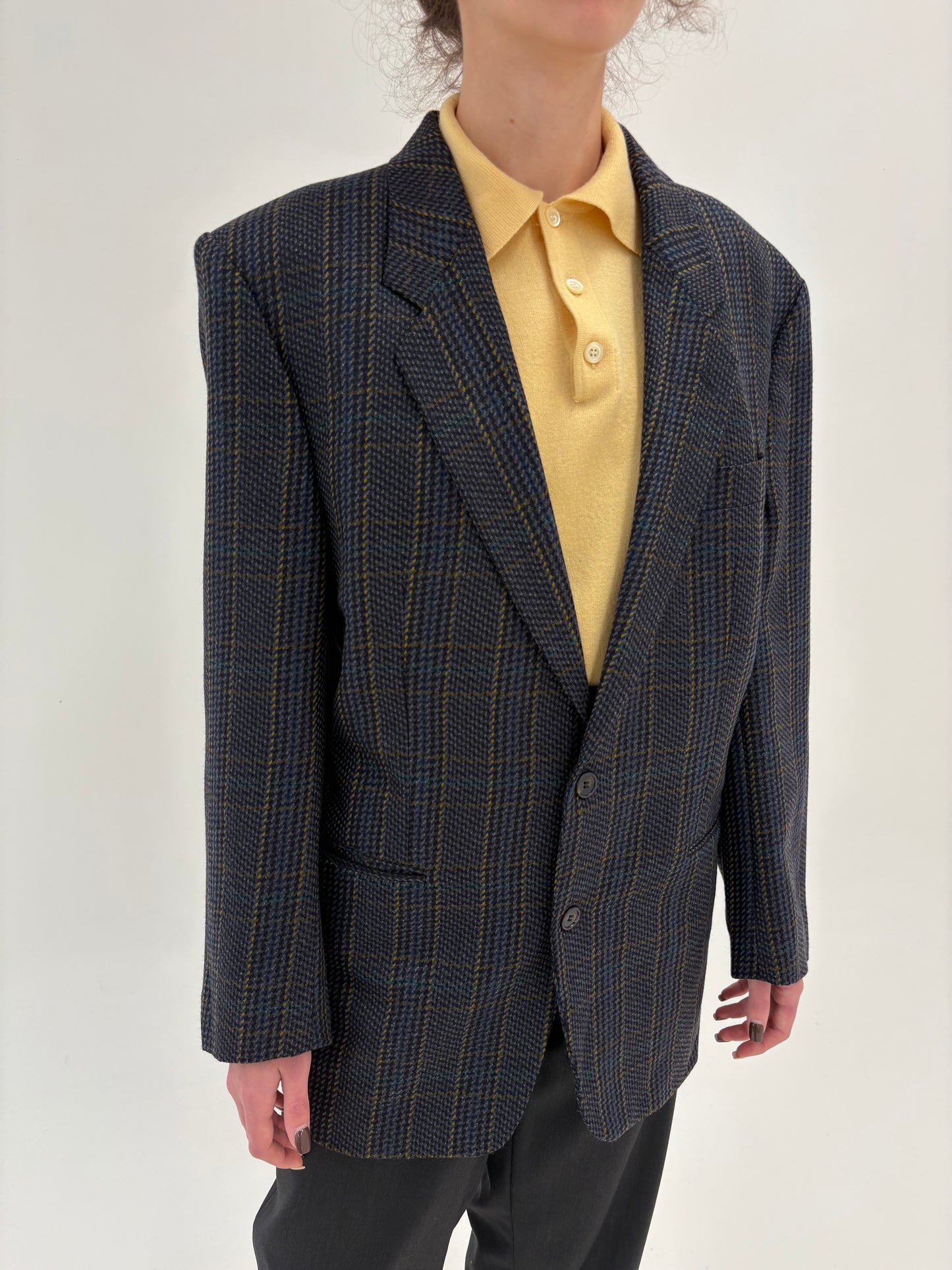 Sacou vintage Hugo Boss din tweed moale de lana extrafina în culori superbe