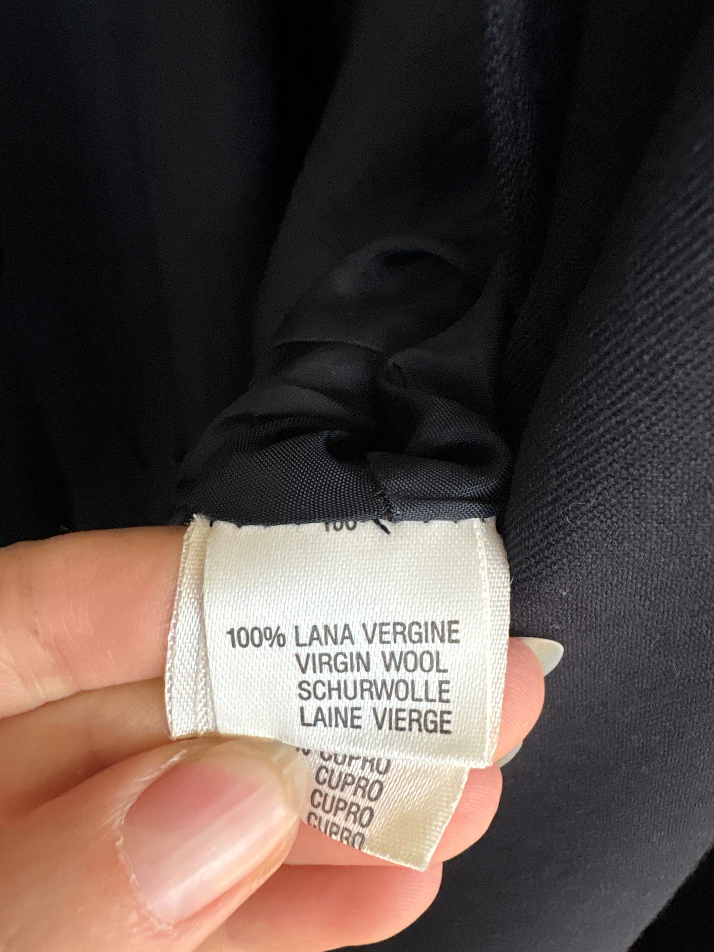 Mantou vintage italian în croi retro modern ușor ovoidal din lana extrafina