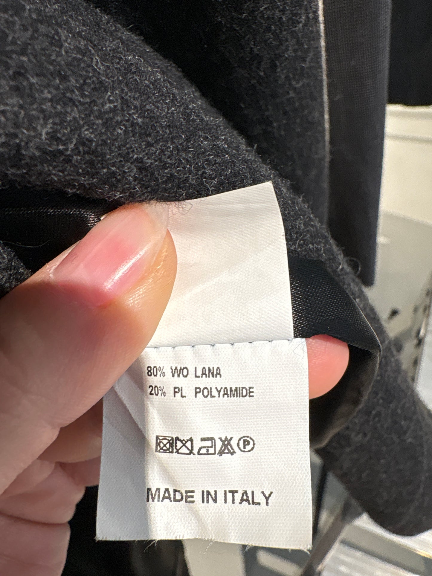 Palton italian charcoal gray ușor cambrat din stofă groasă 80% lana